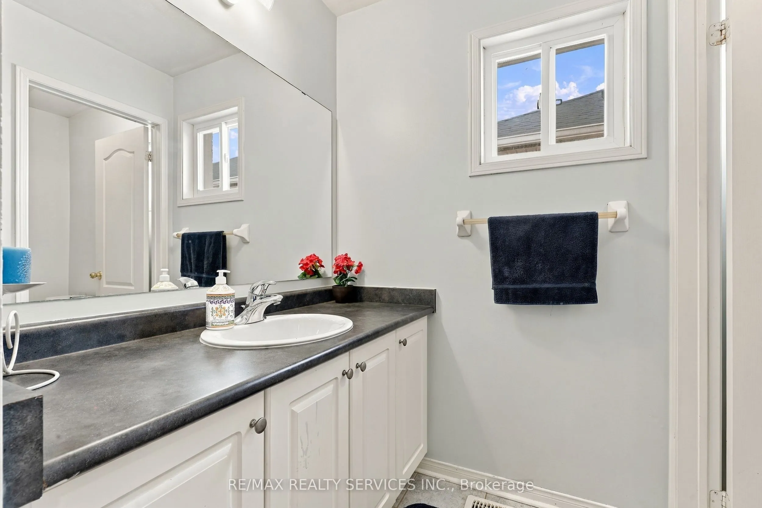 14 Dunure Crescent