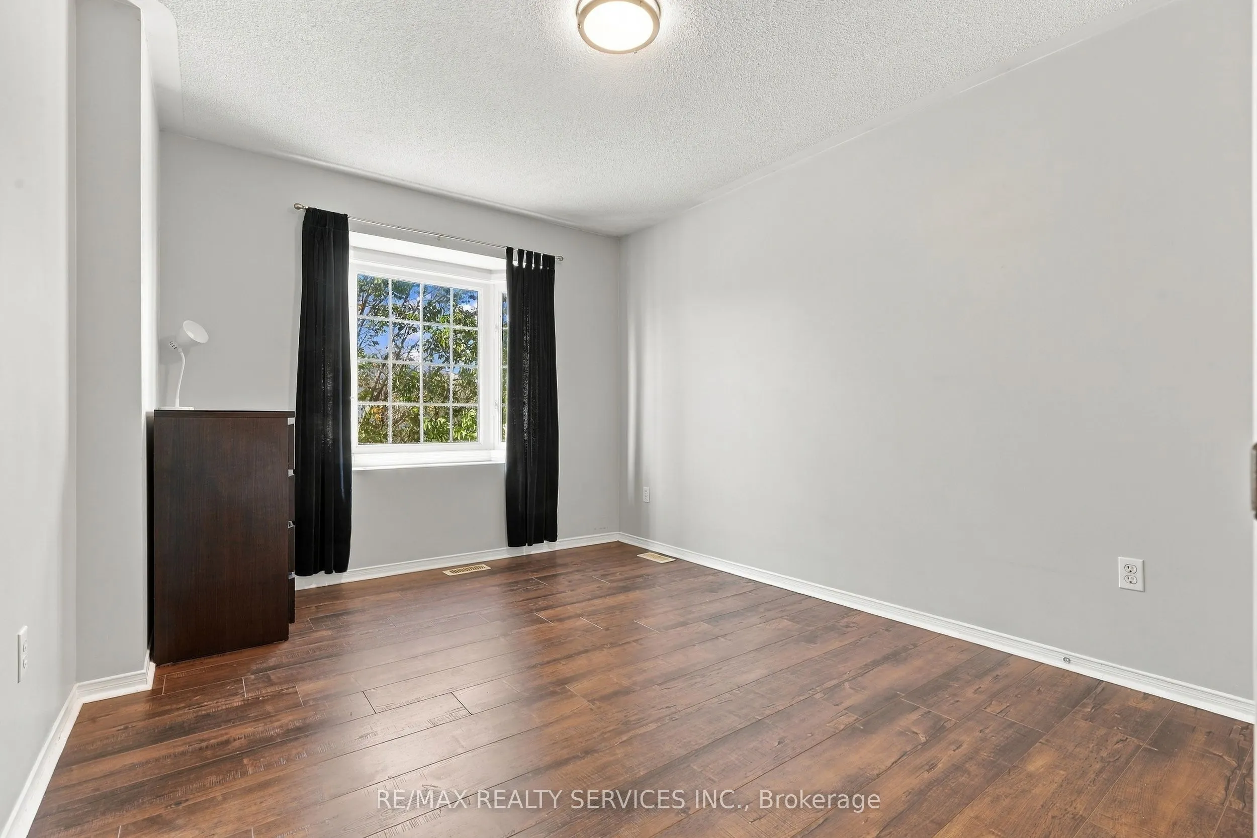 14 Dunure Crescent