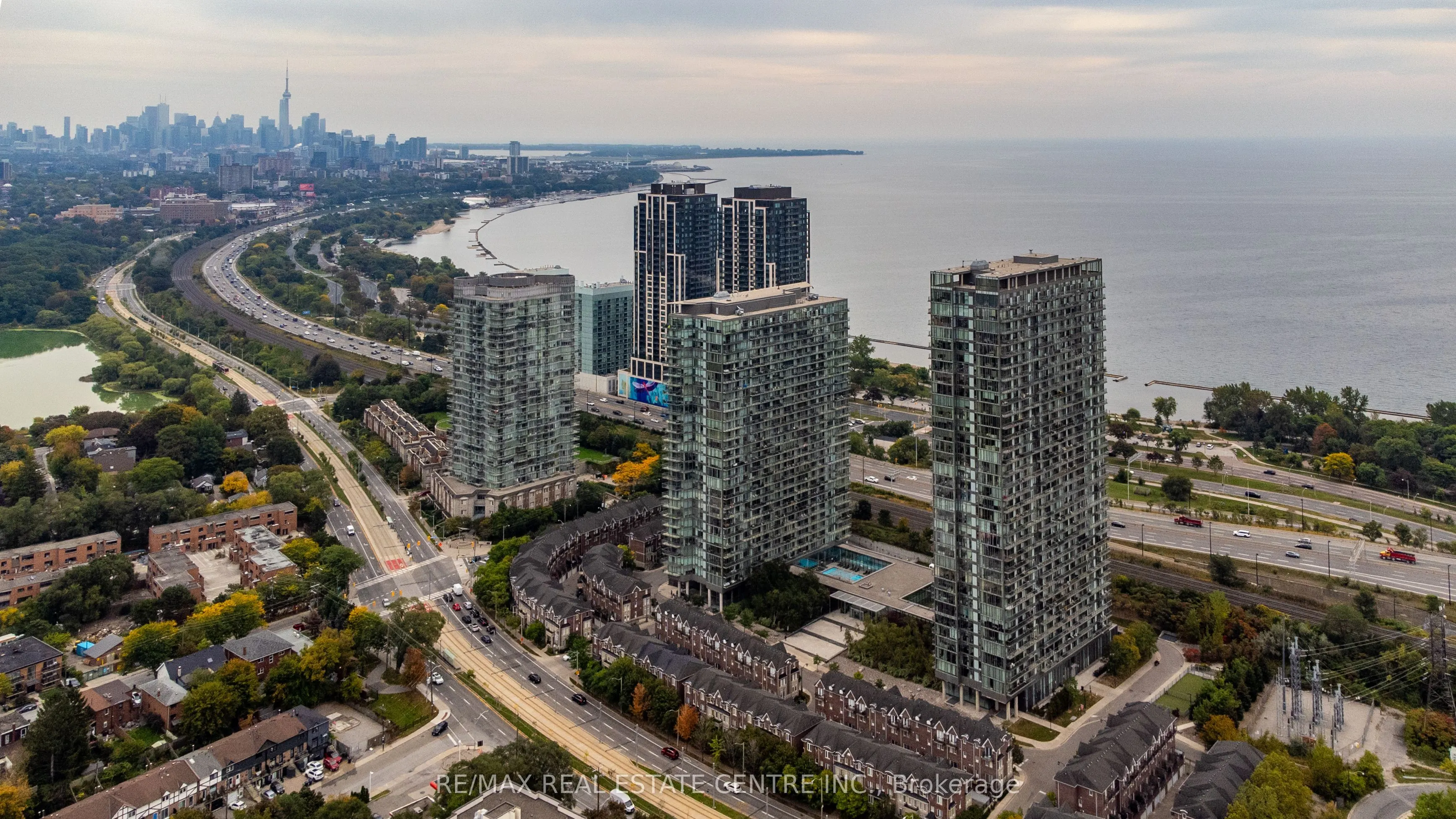 103 The Queensway #912