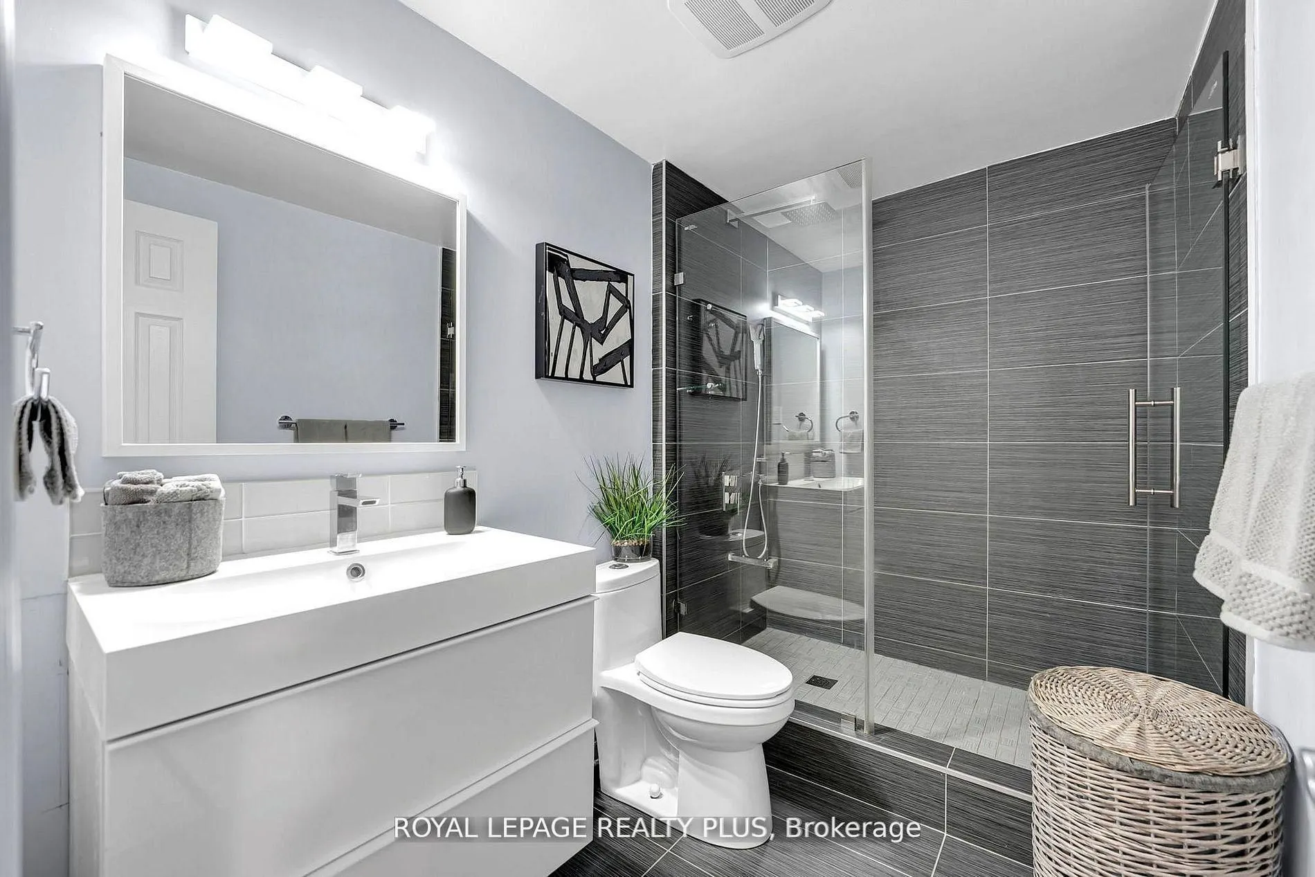 1755 Rathburn Road E #20