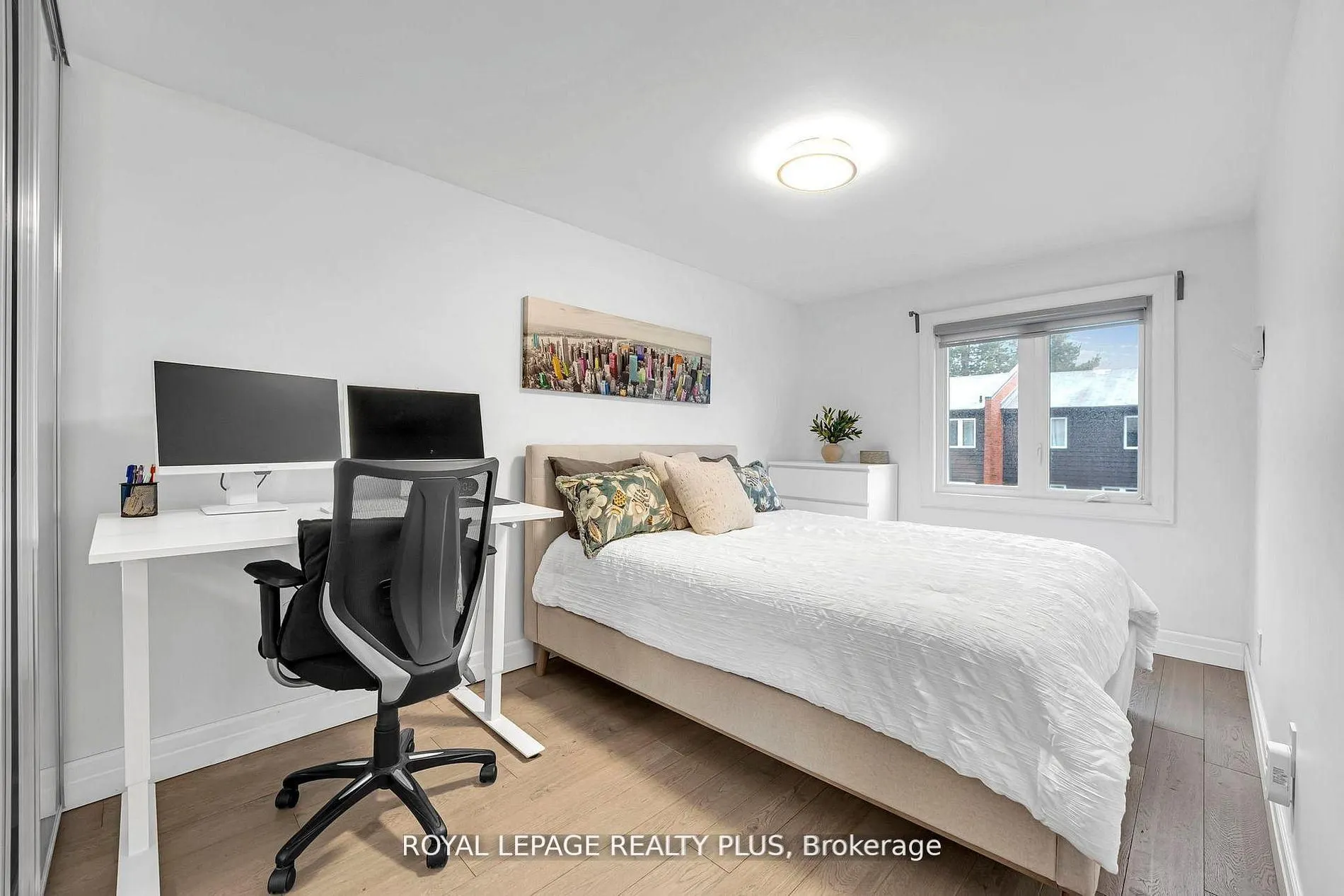 1755 Rathburn Road E #20