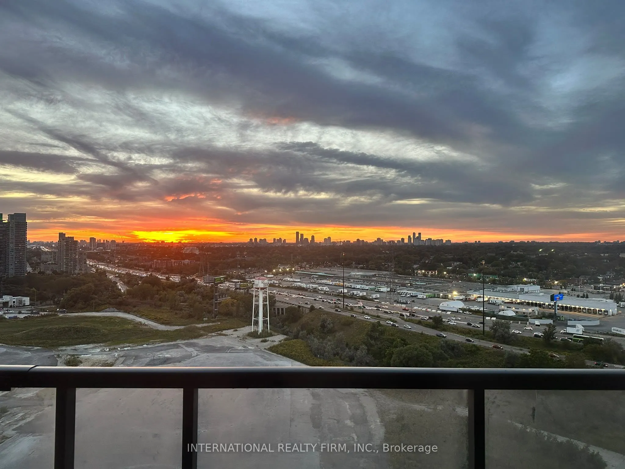 38 Annie Craig Drive #2210