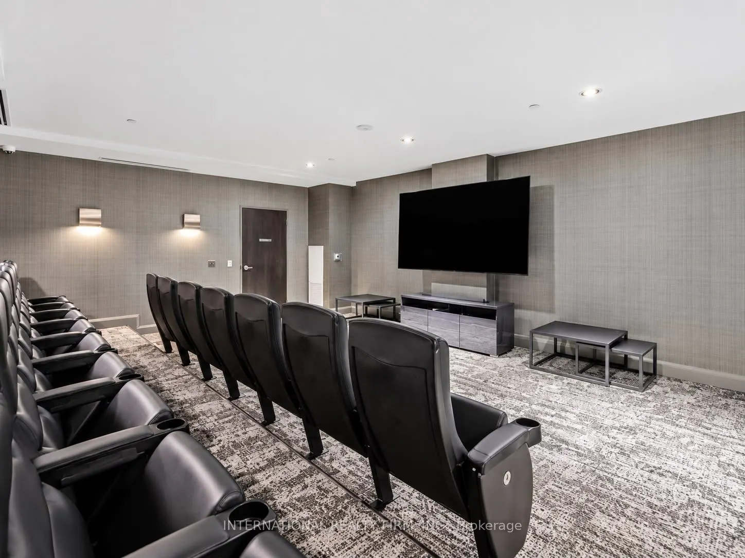 38 Annie Craig Drive #2210