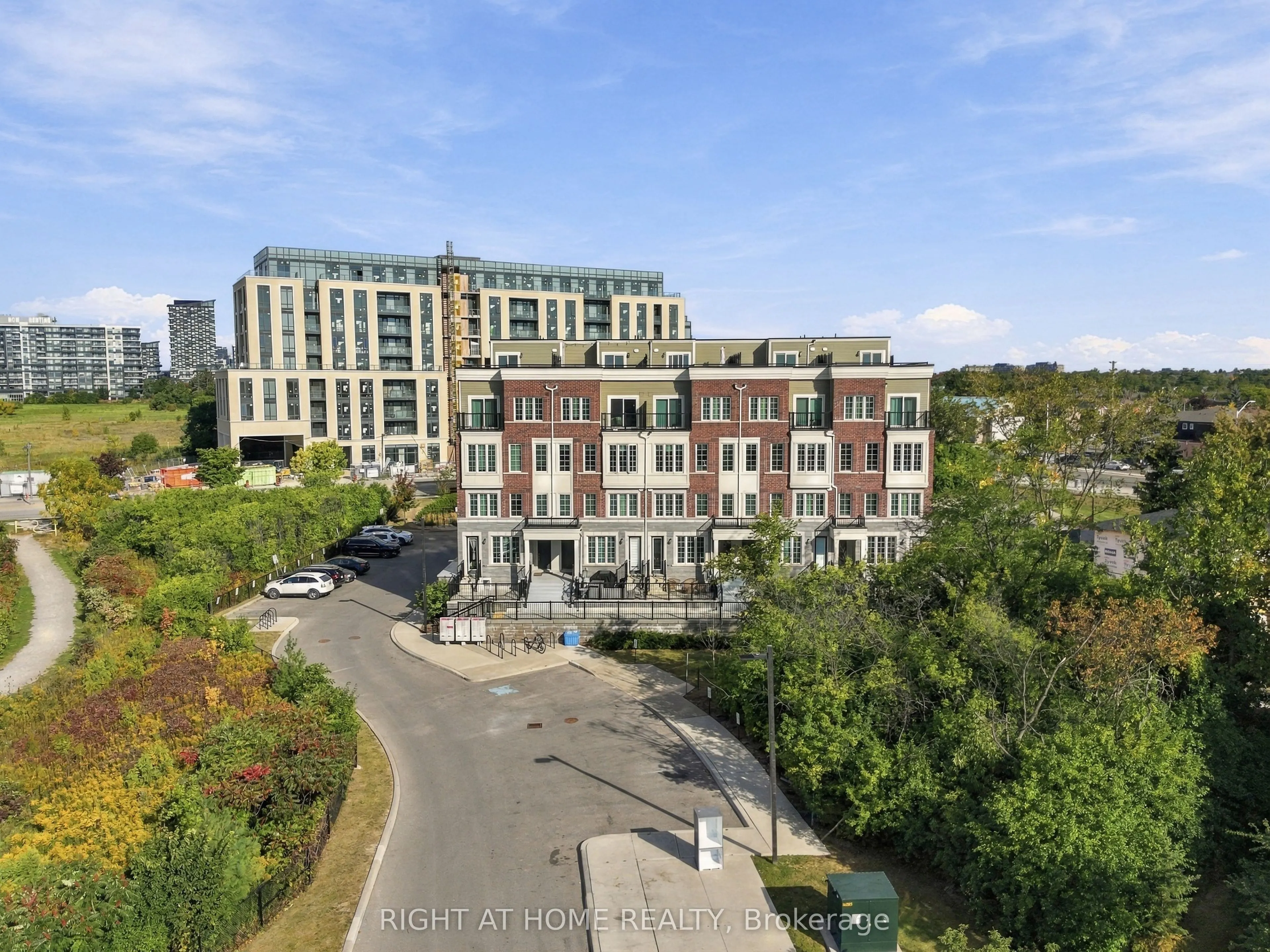 2199 Lillykin Street #28