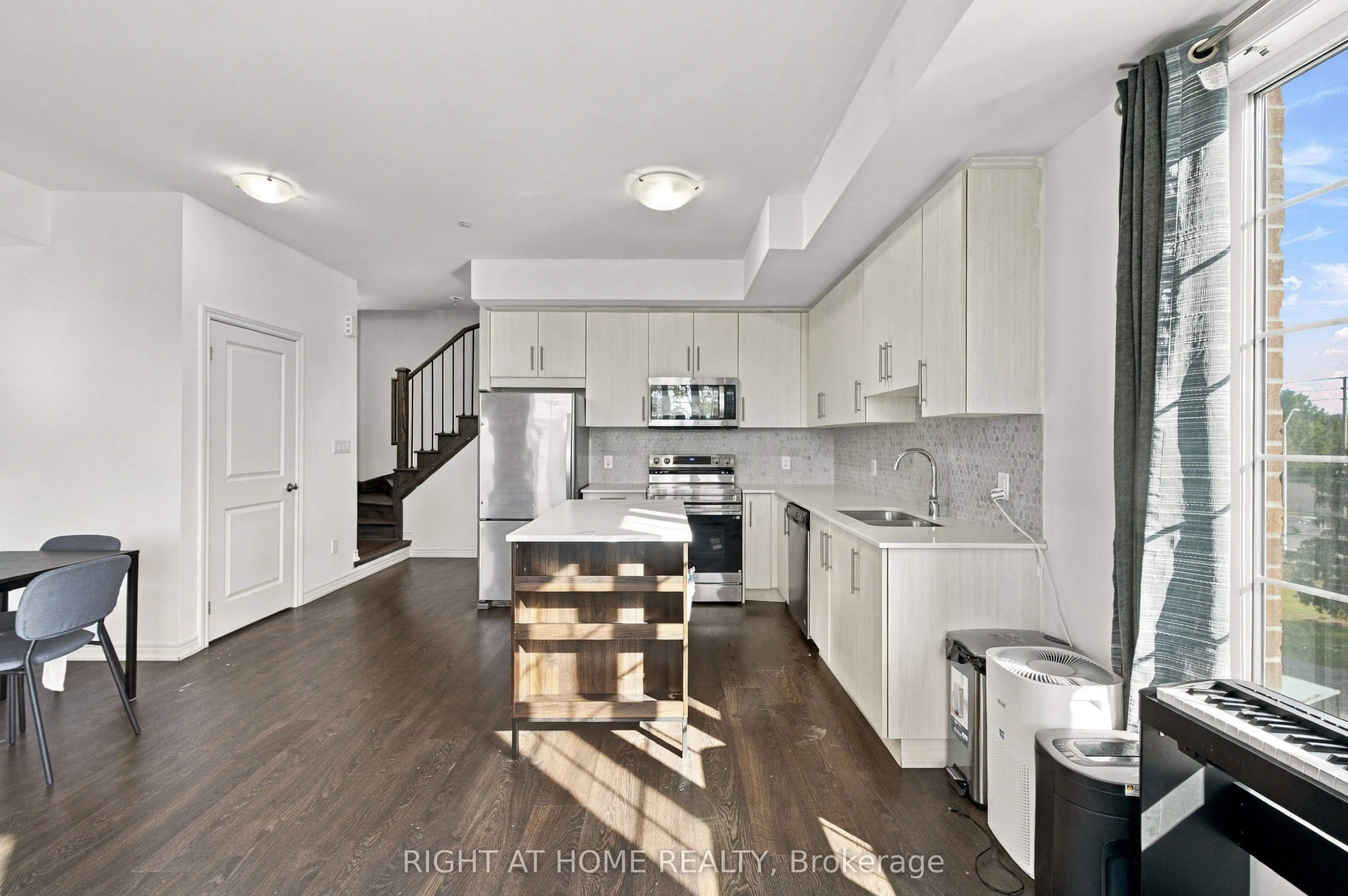 2199 Lillykin Street #28