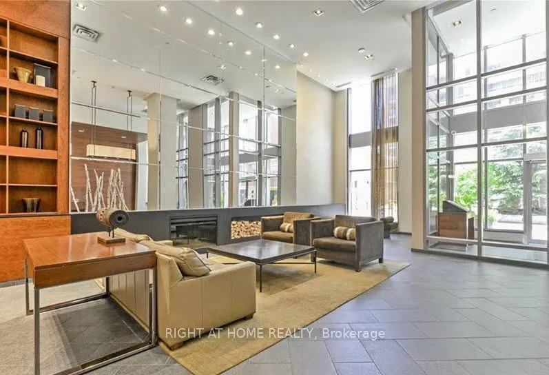 4090 Living Arts Drive #2806