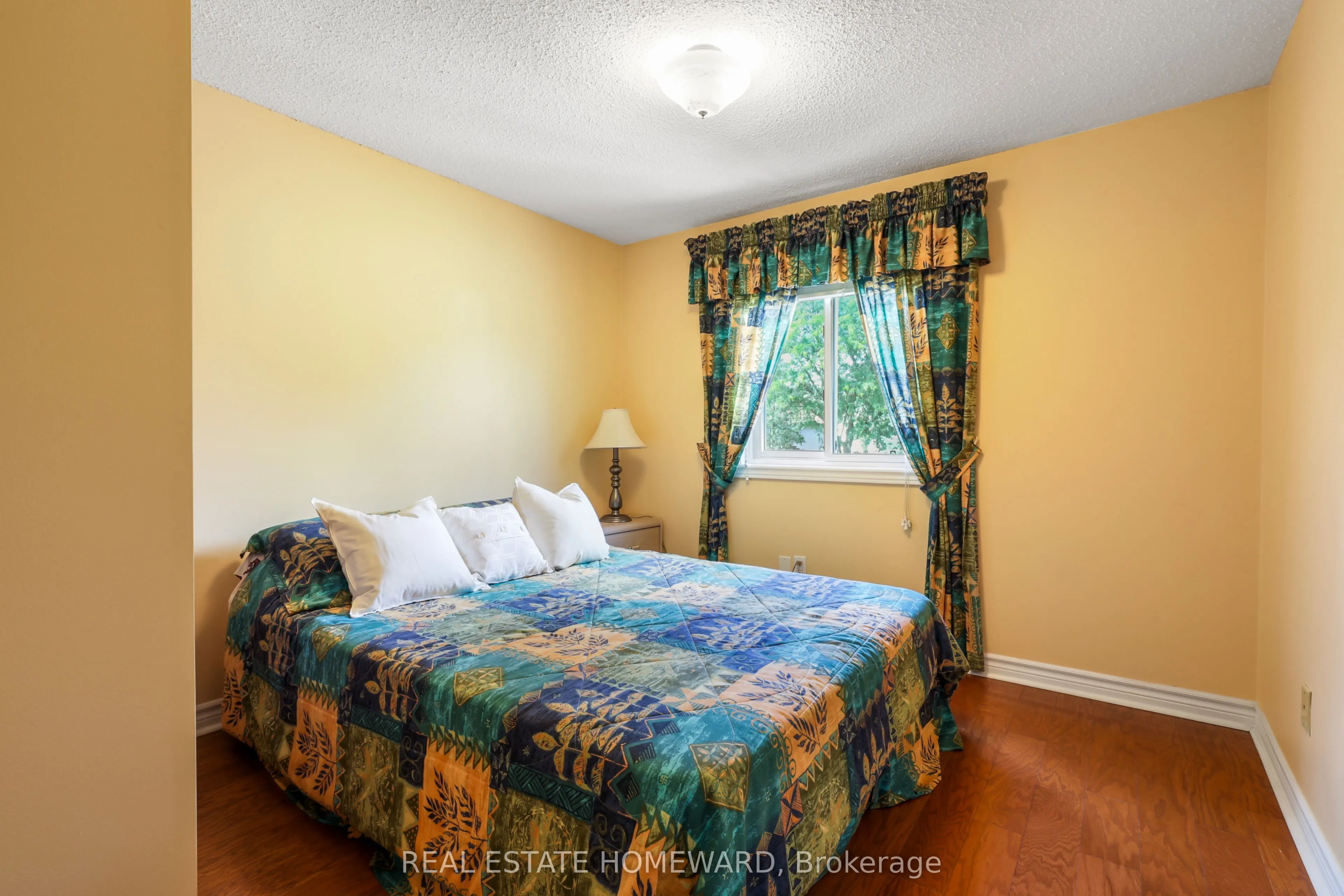 6399 Colebrook Crescent