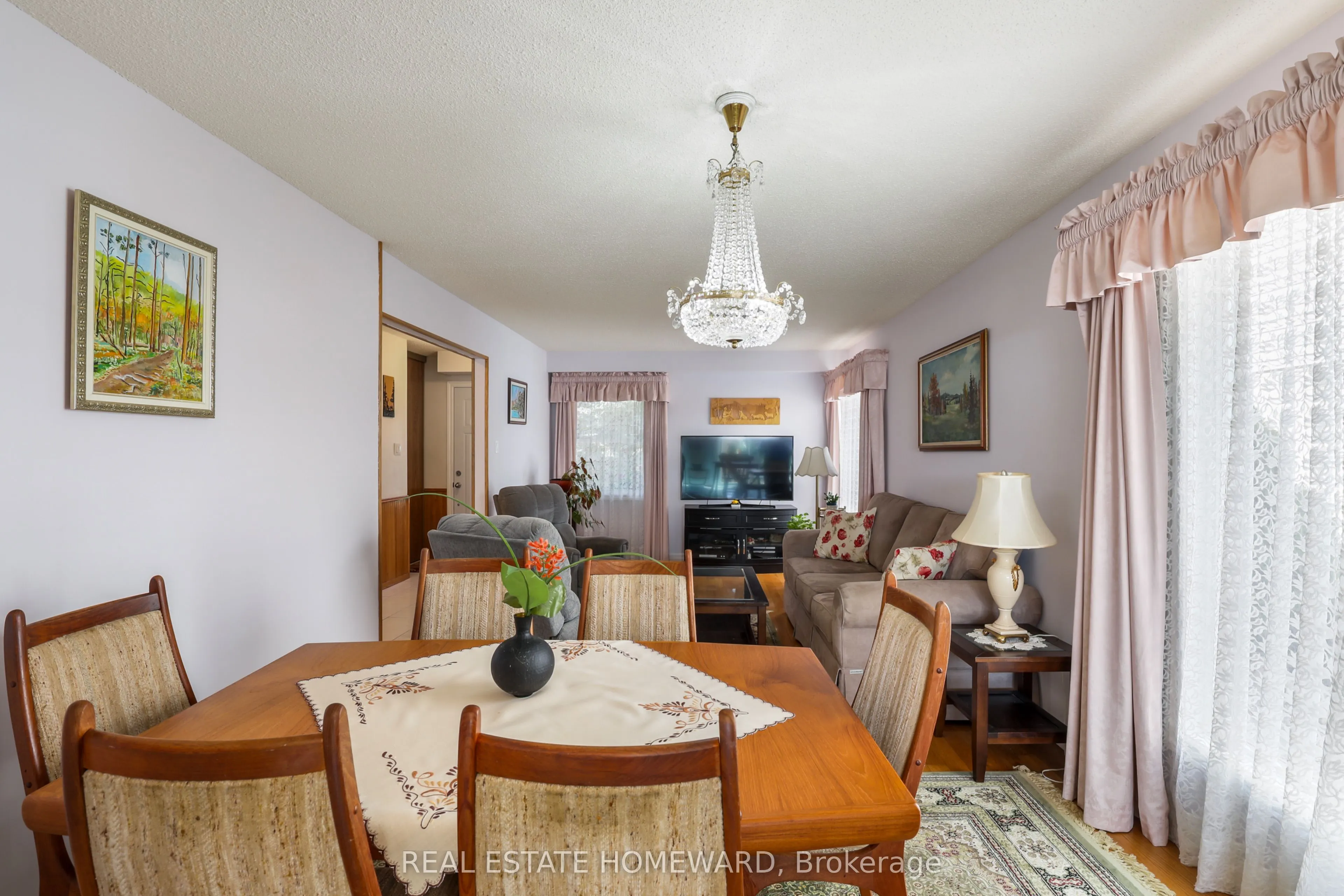 6399 Colebrook Crescent