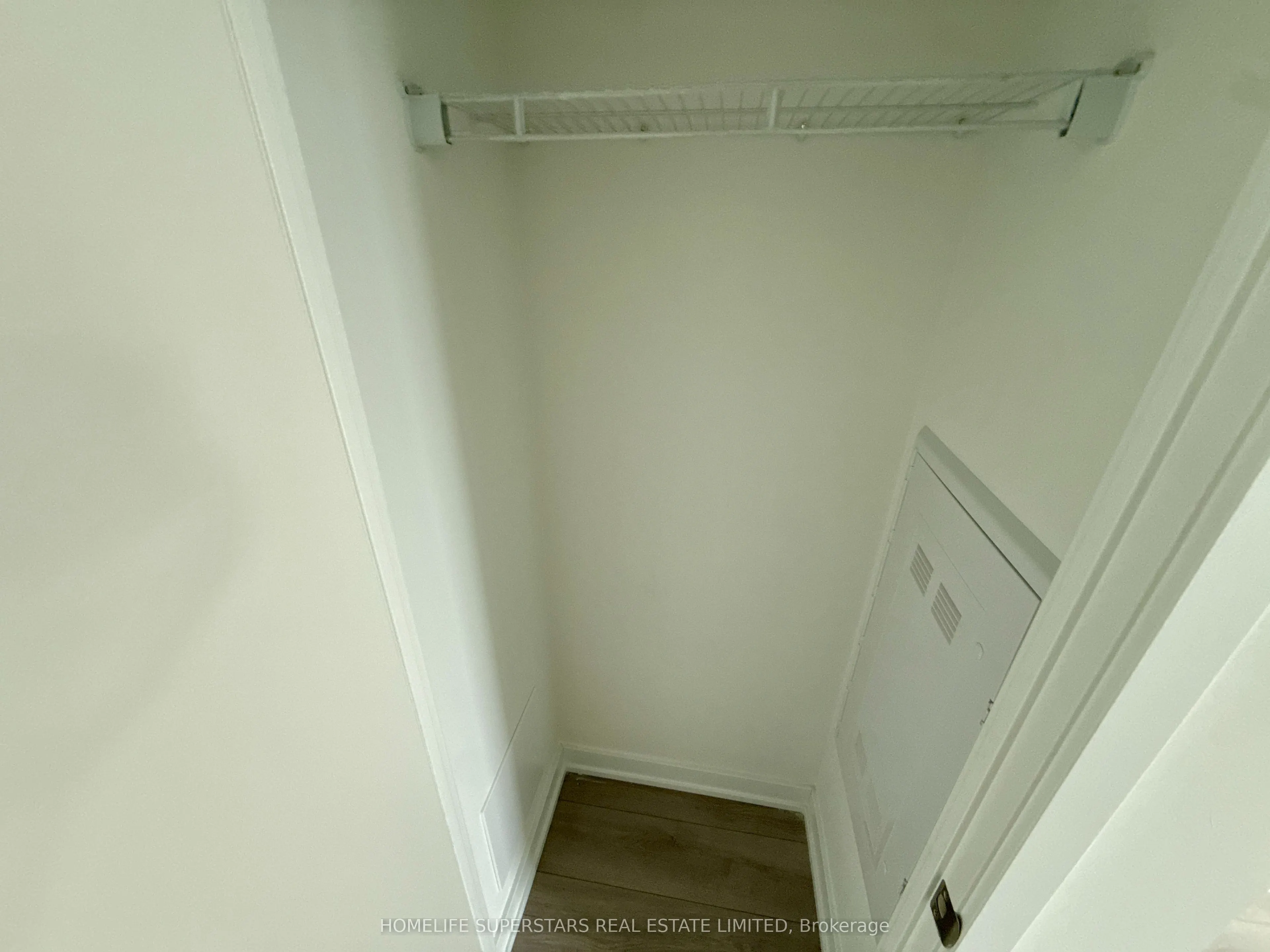 1 Fairview Road E #308