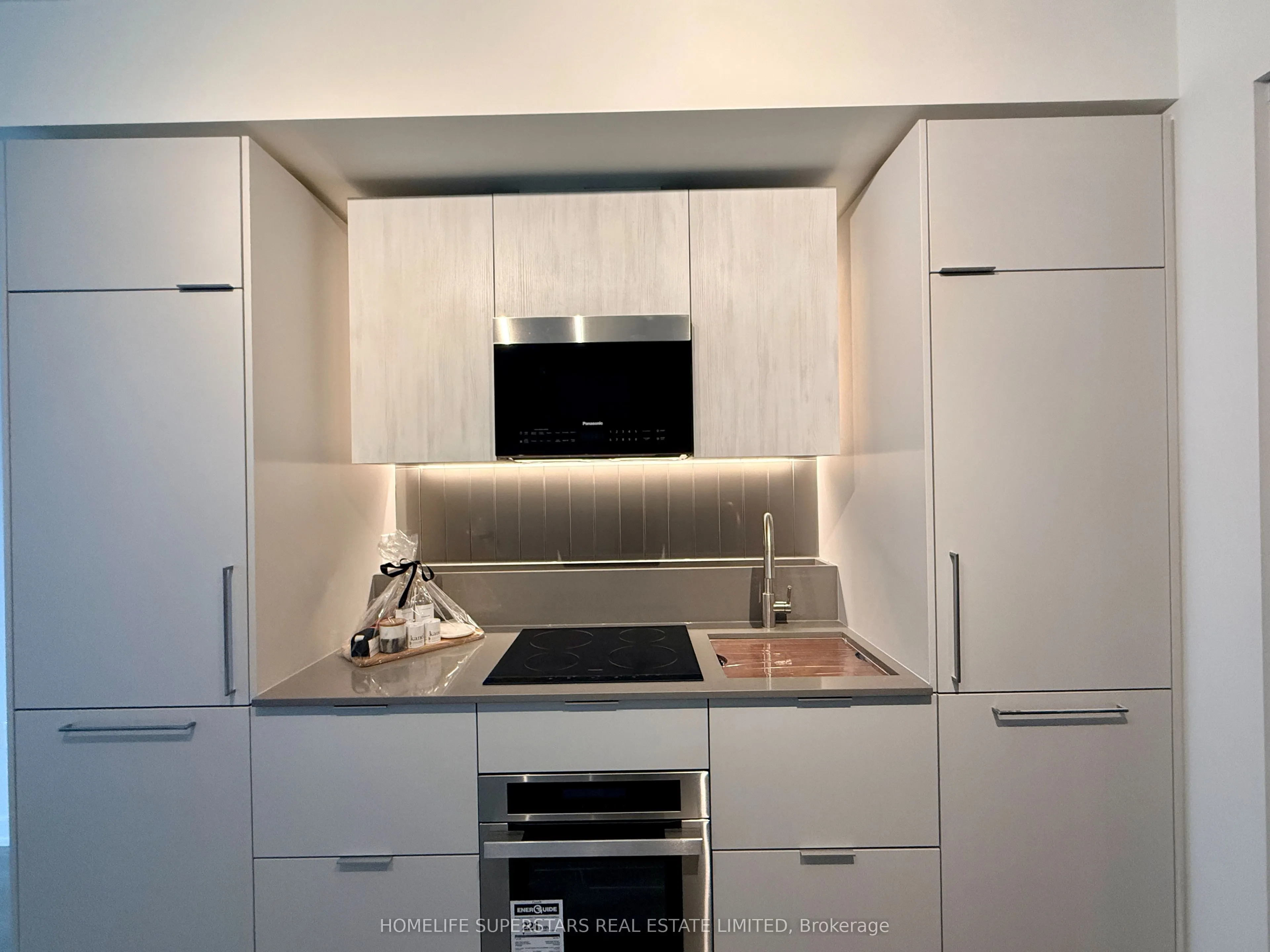 1 Fairview Road E #308