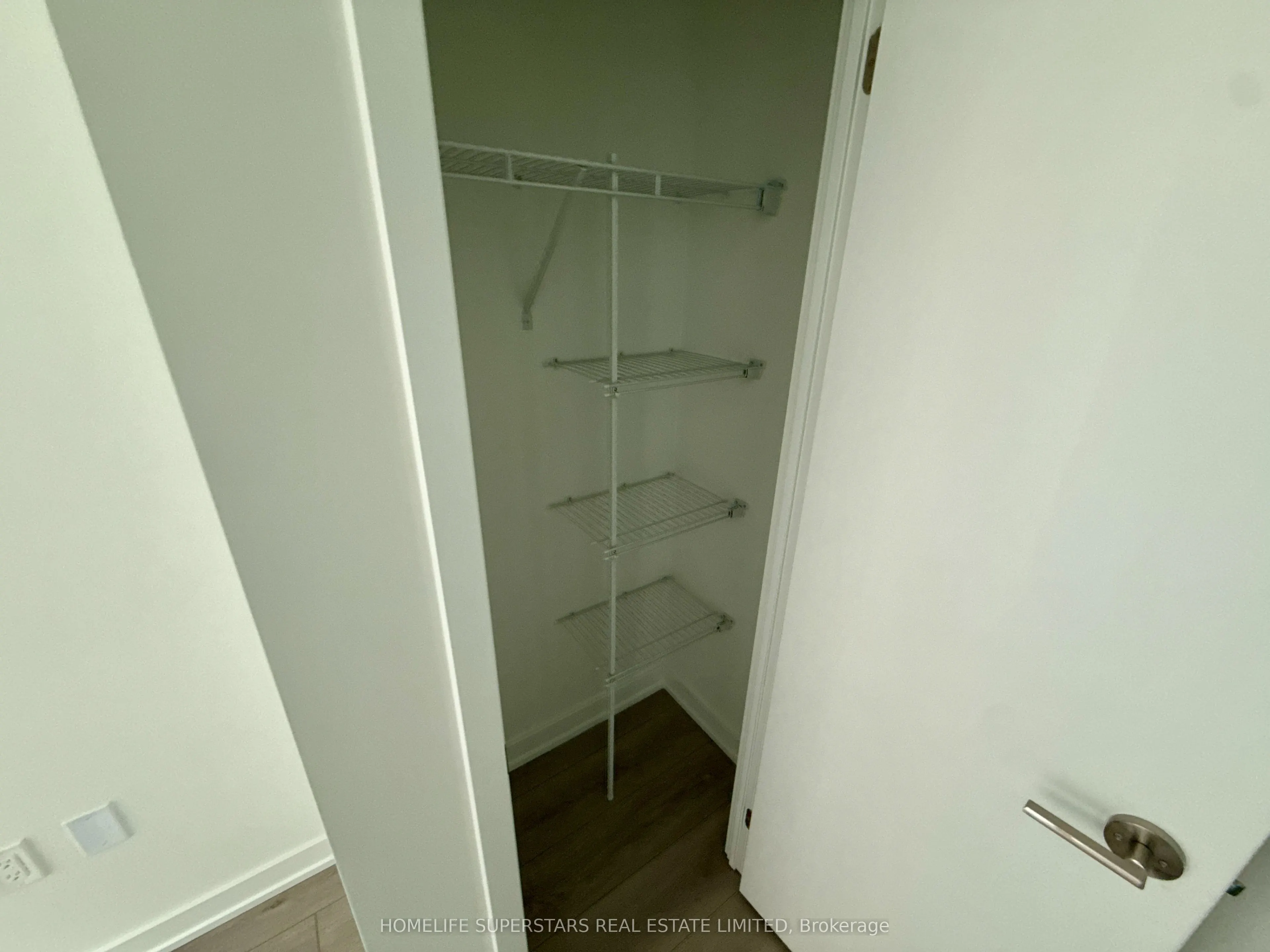1 Fairview Road E #308