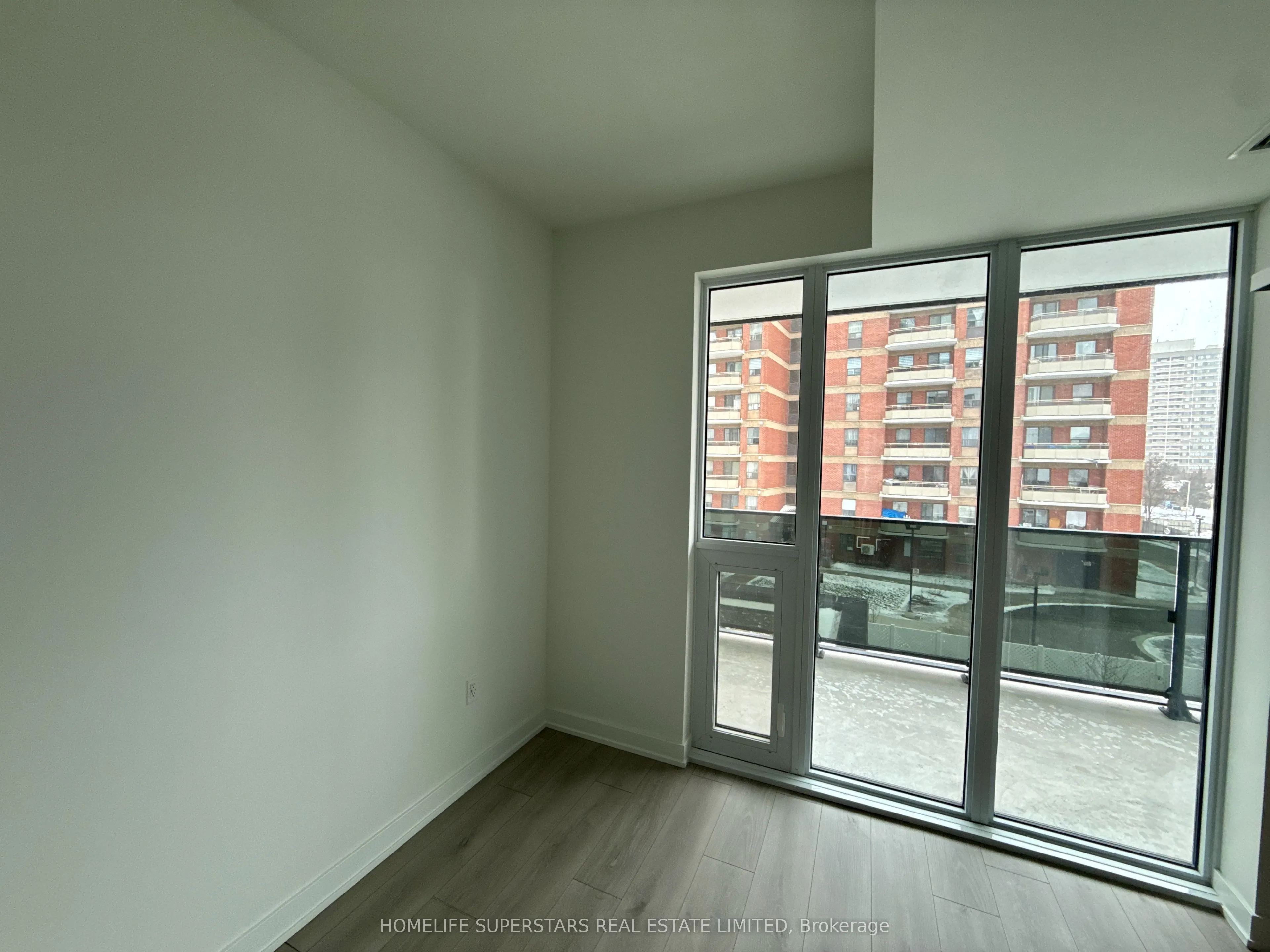 1 Fairview Road E #308