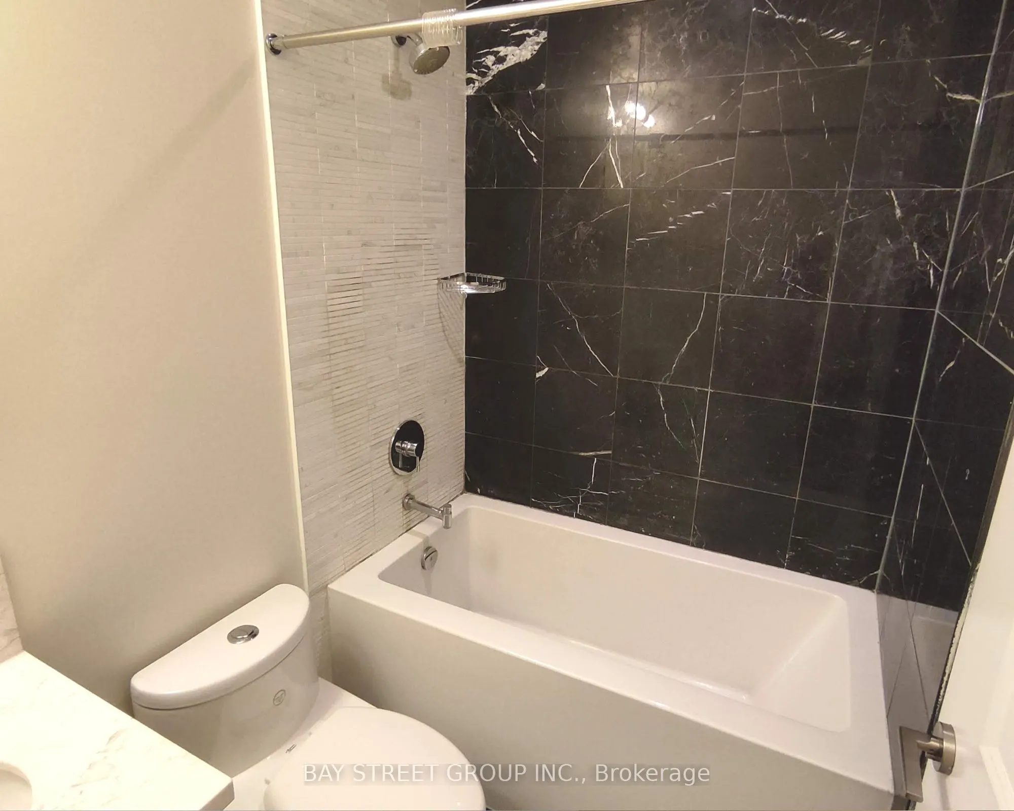 33 Shore Breeze Drive #1906
