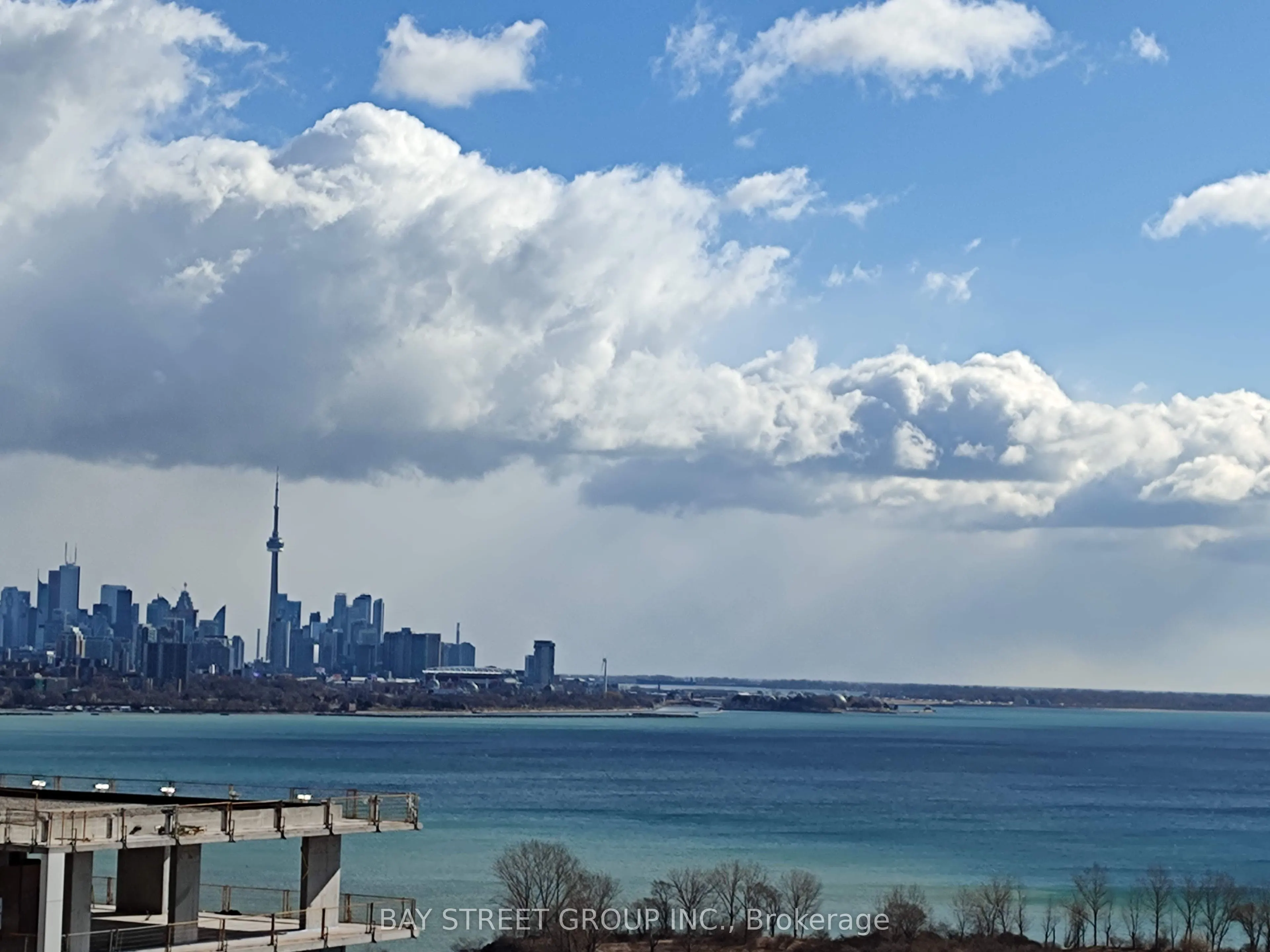 33 Shore Breeze Drive #1906