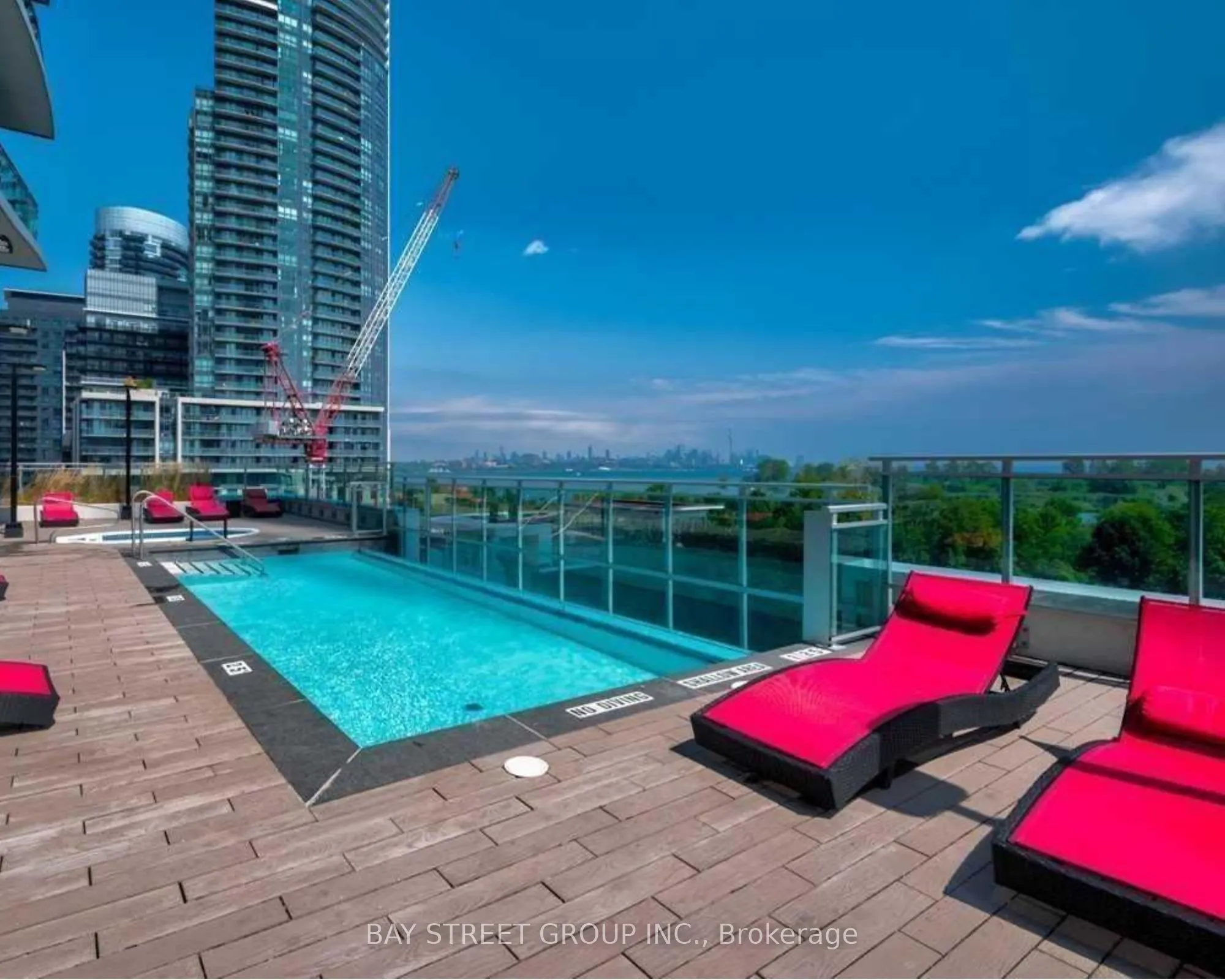 33 Shore Breeze Drive #1906