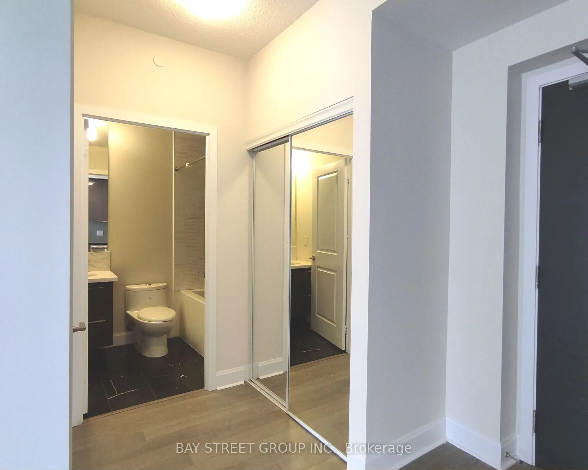 33 Shore Breeze Drive #1906