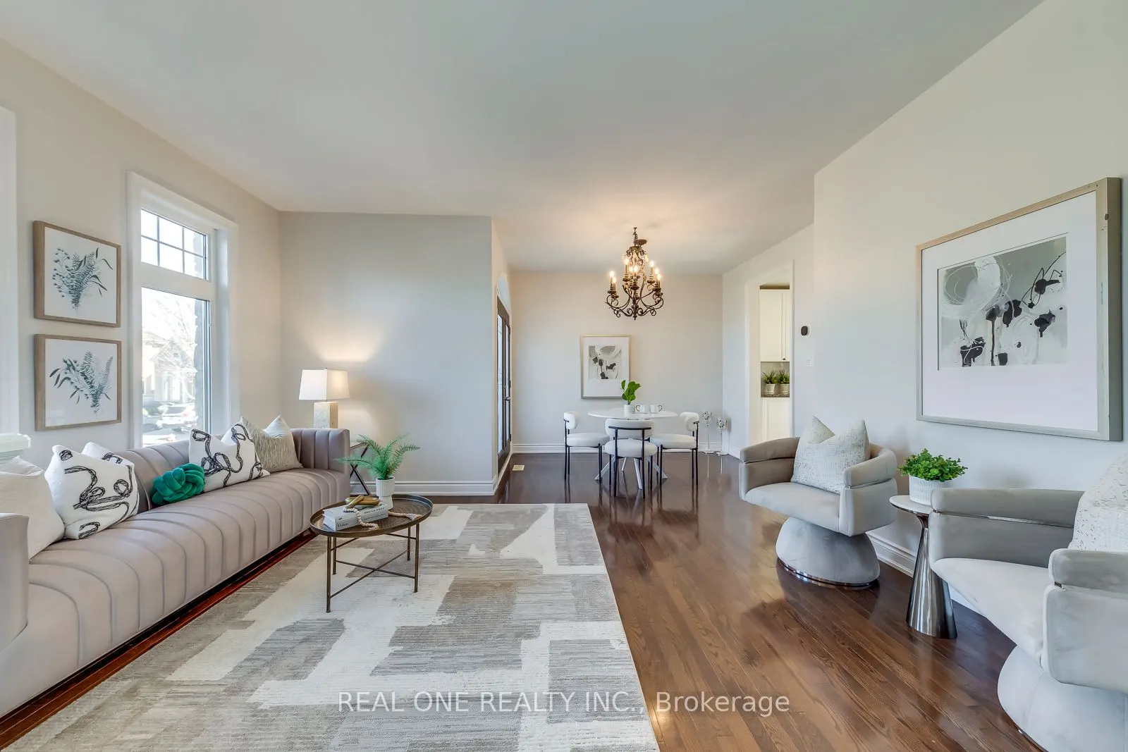 1426 Redwing Court