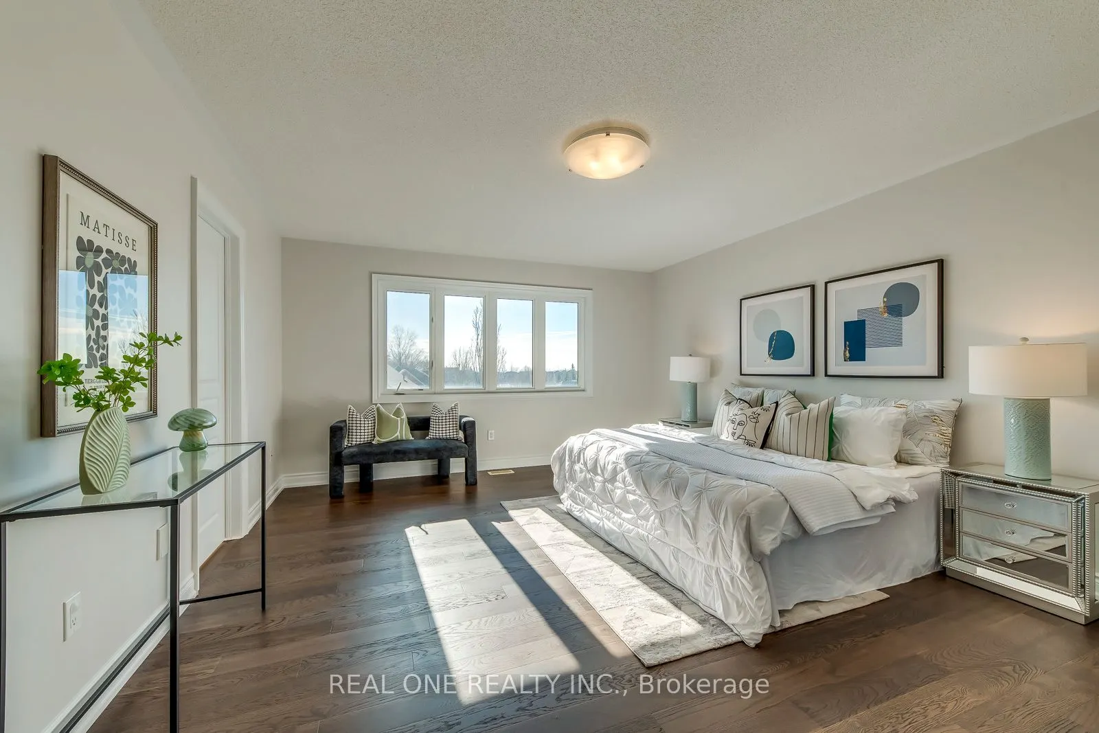 1426 Redwing Court