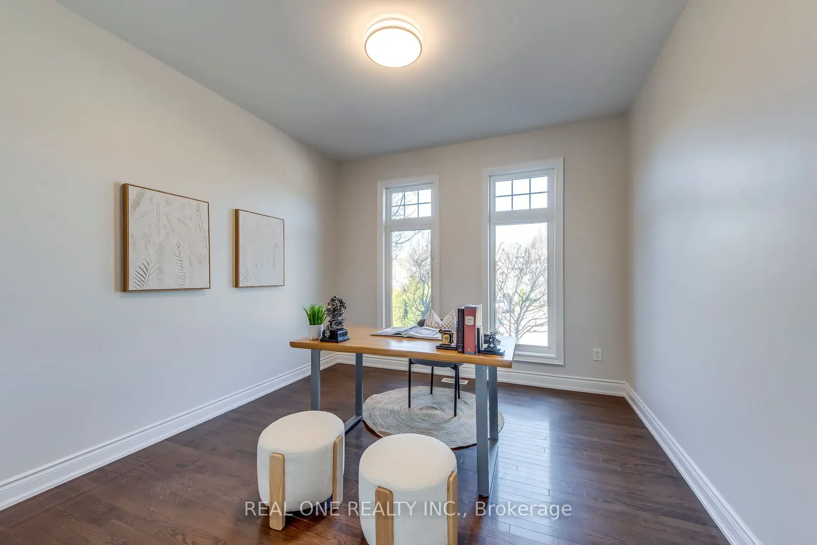 1426 Redwing Court