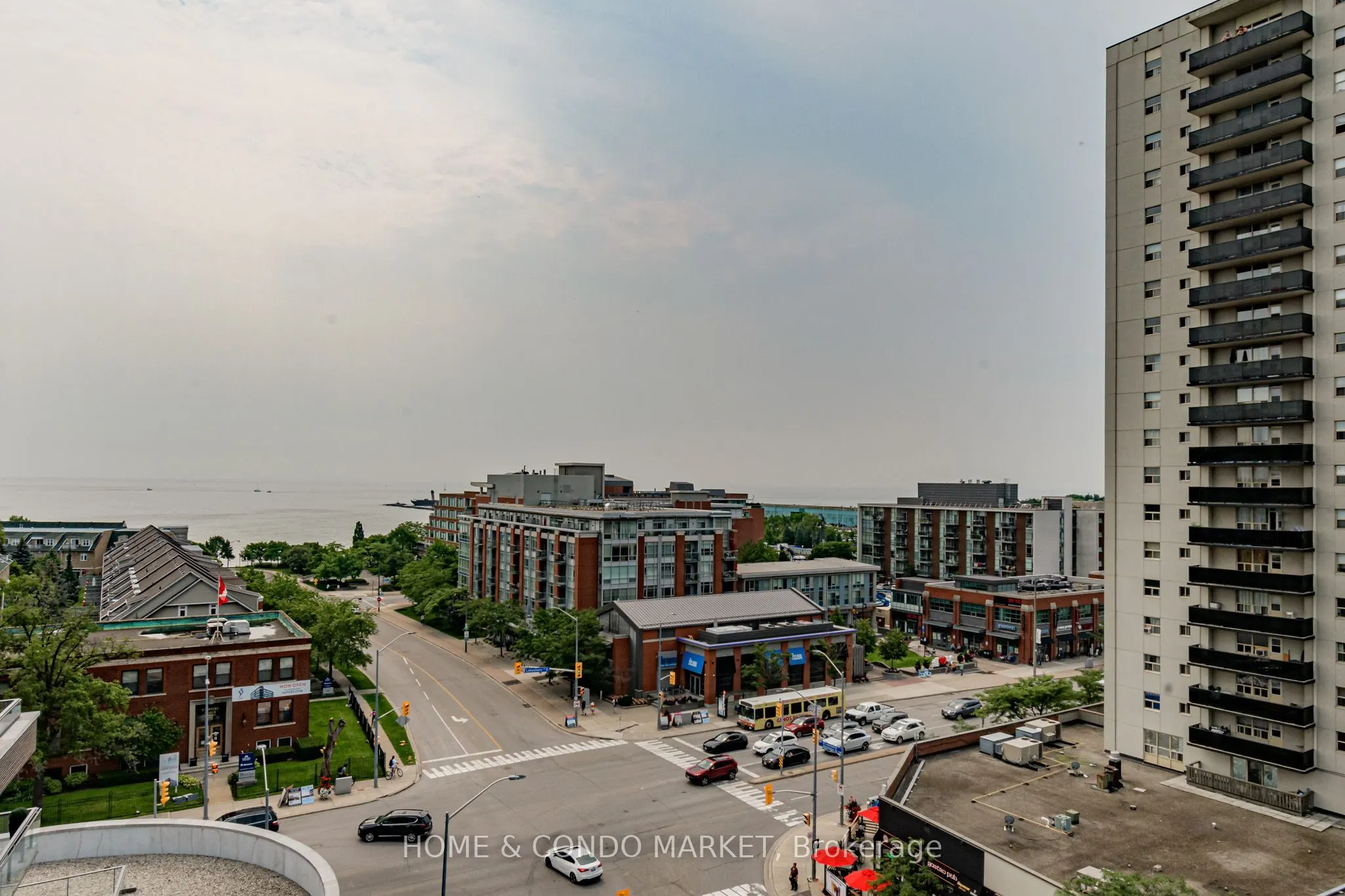 1 Hurontario Street #315