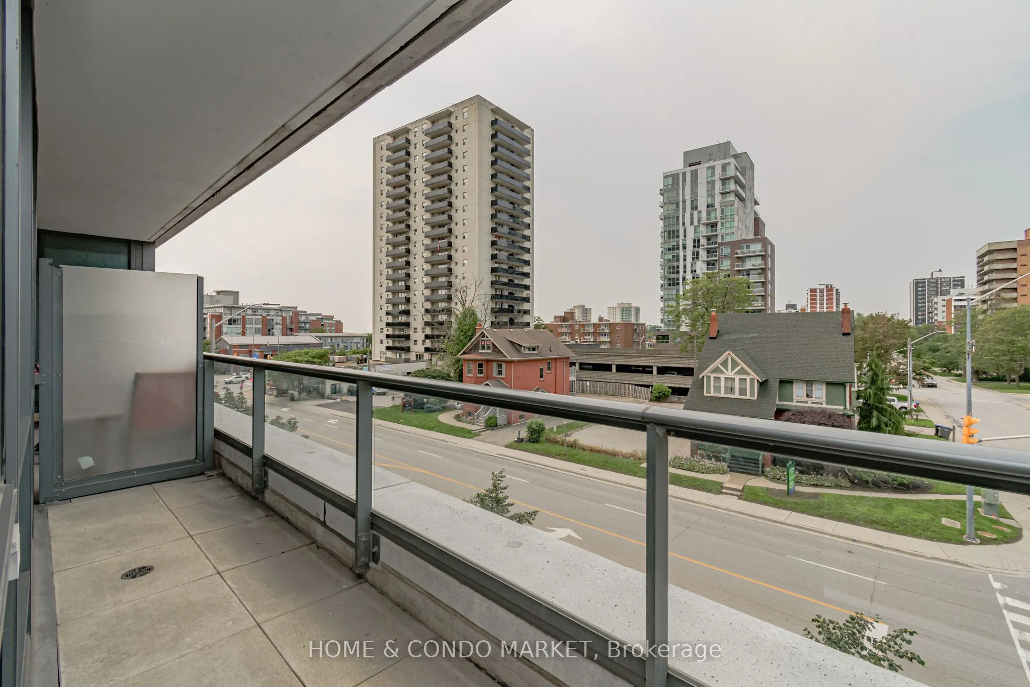 1 Hurontario Street #315