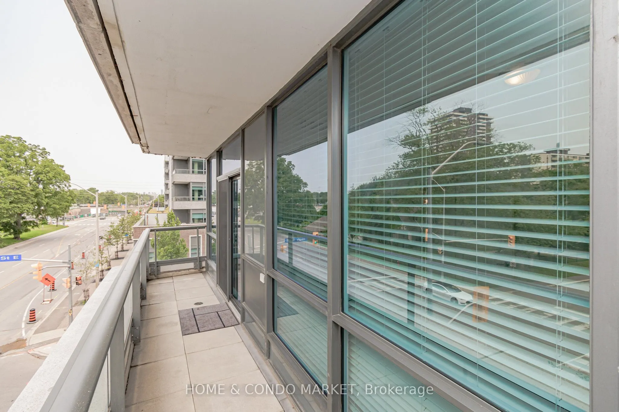 1 Hurontario Street #315