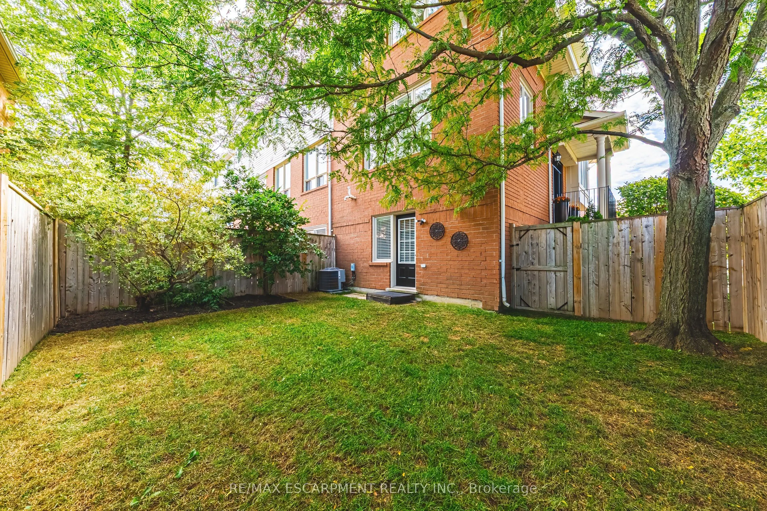 2239 Prescott Place