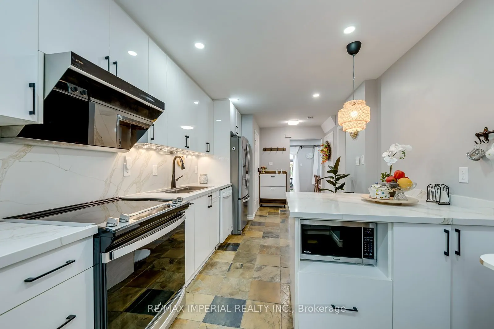 1107 Gable Drive