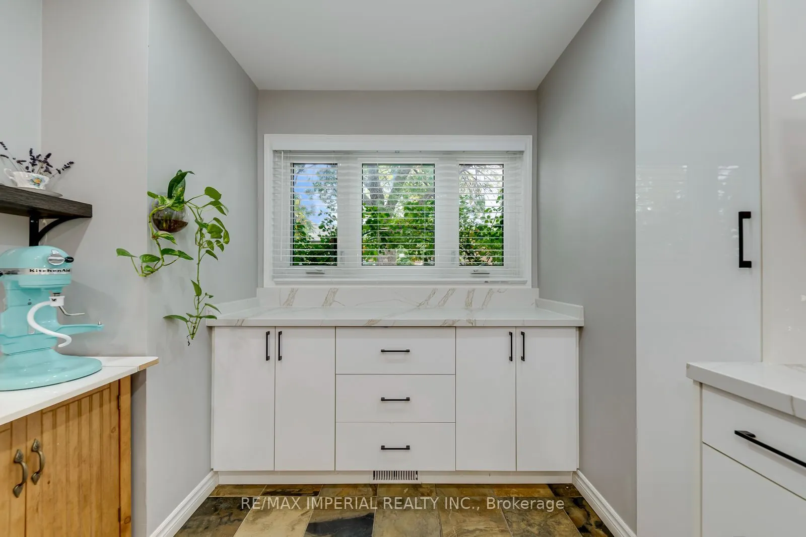 1107 Gable Drive
