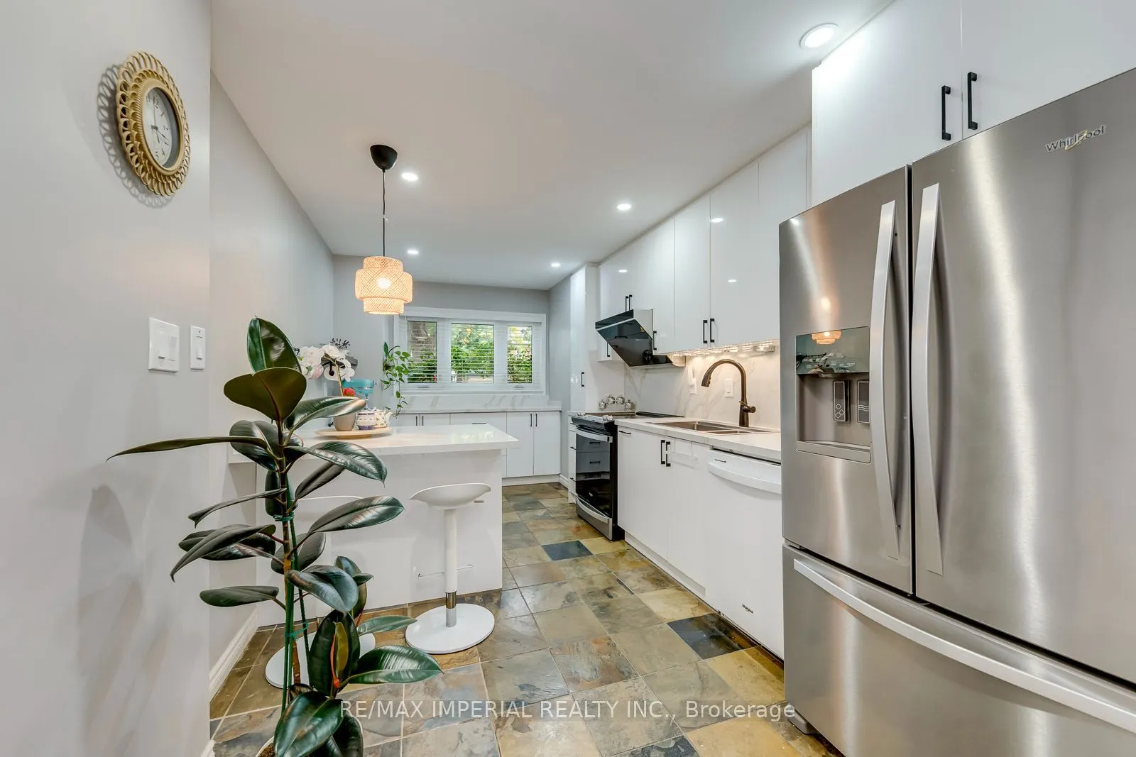 1107 Gable Drive