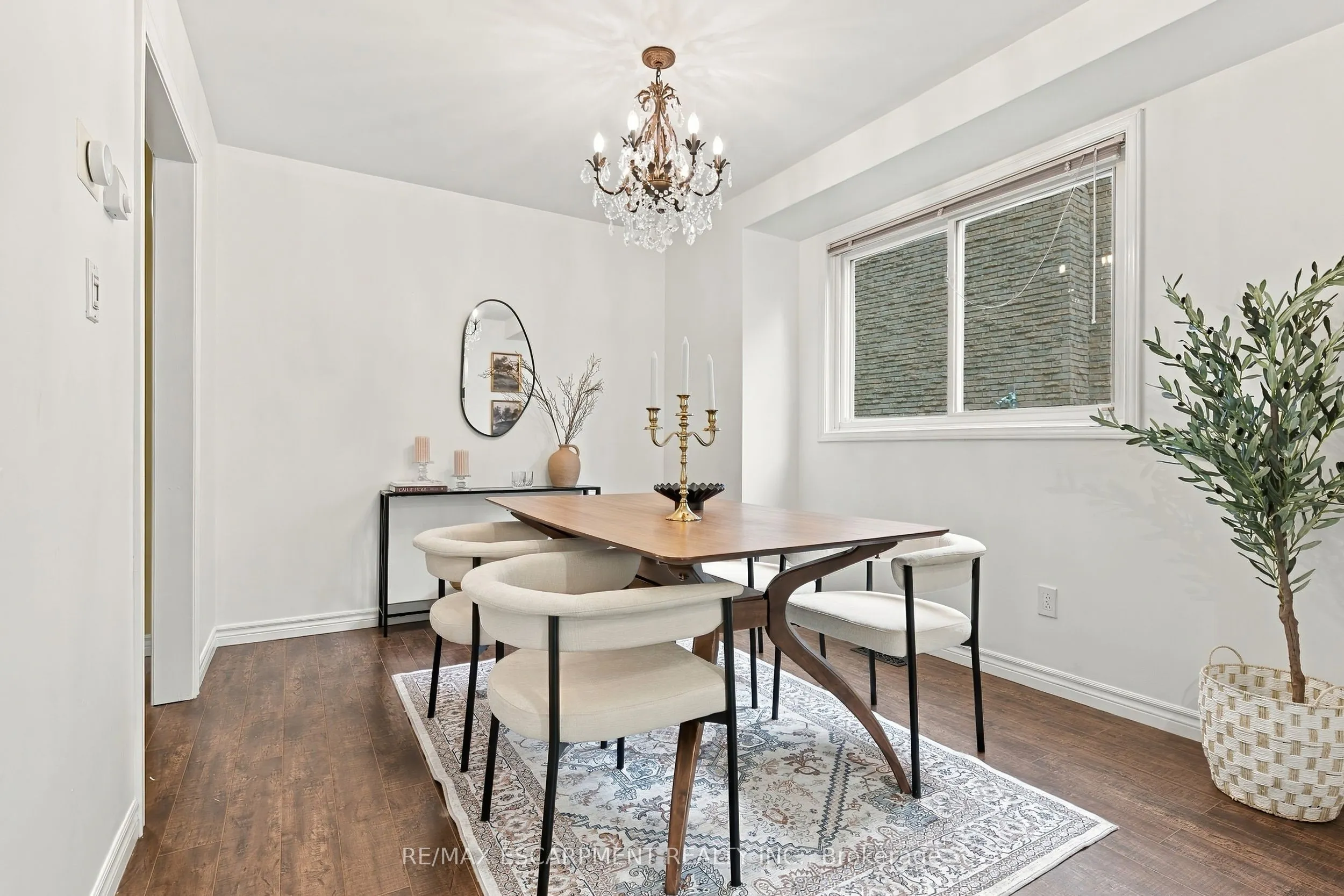 3453 Hannibal Road