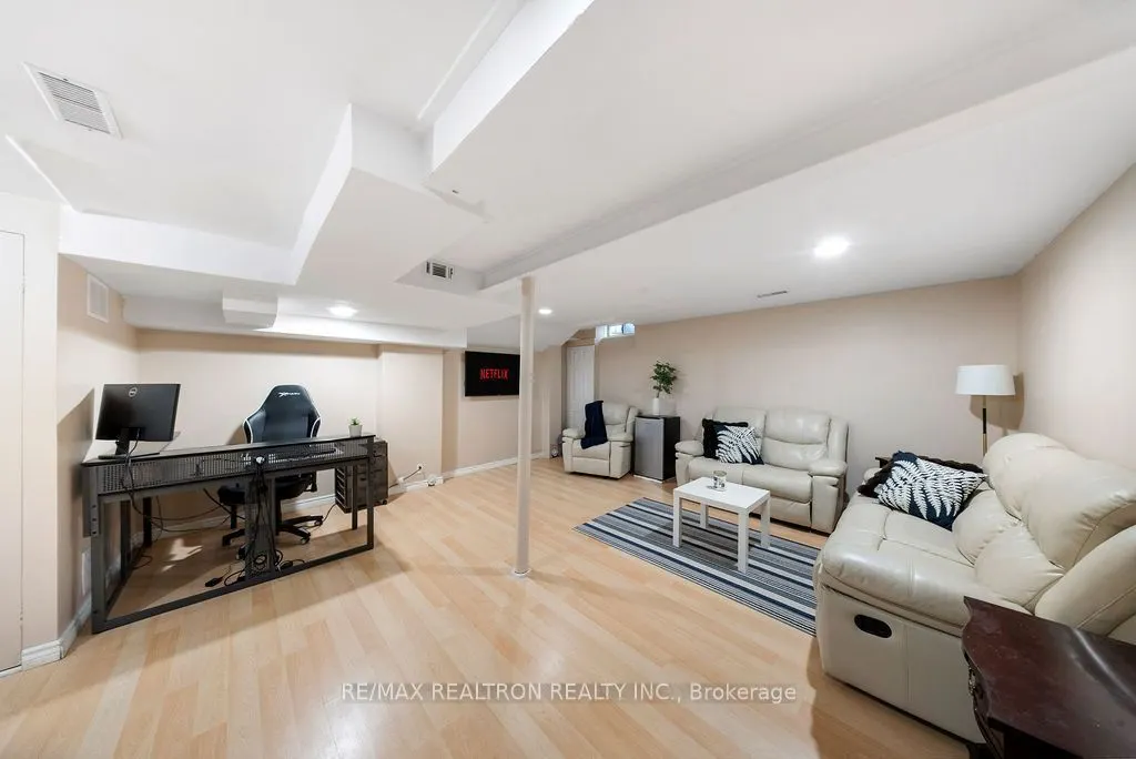 5525 Palmerston Crescent #45