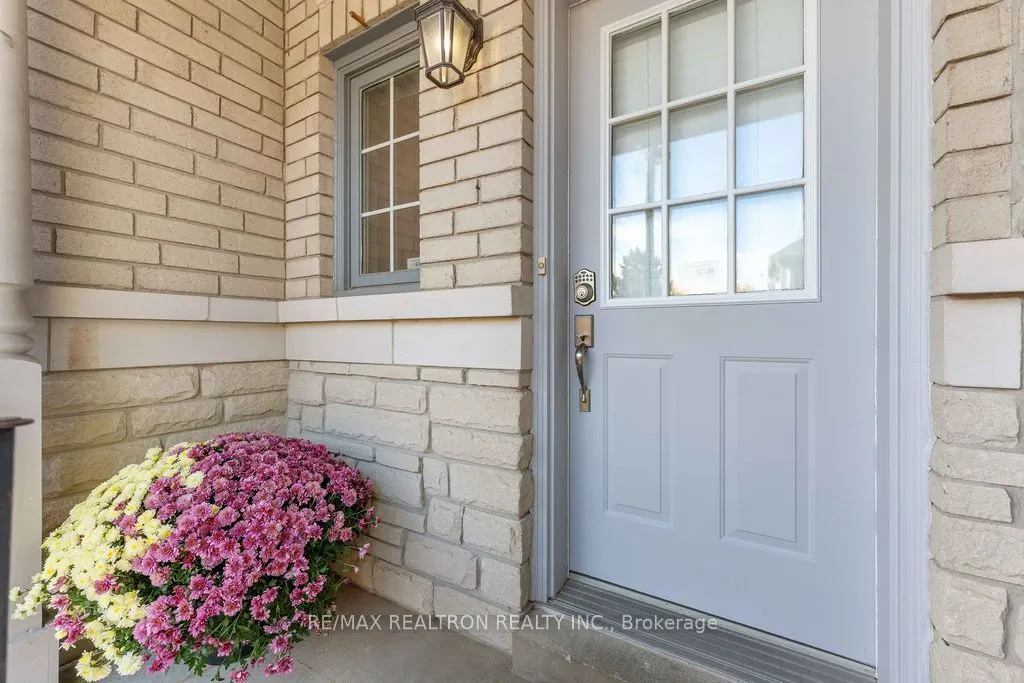 5525 Palmerston Crescent #45