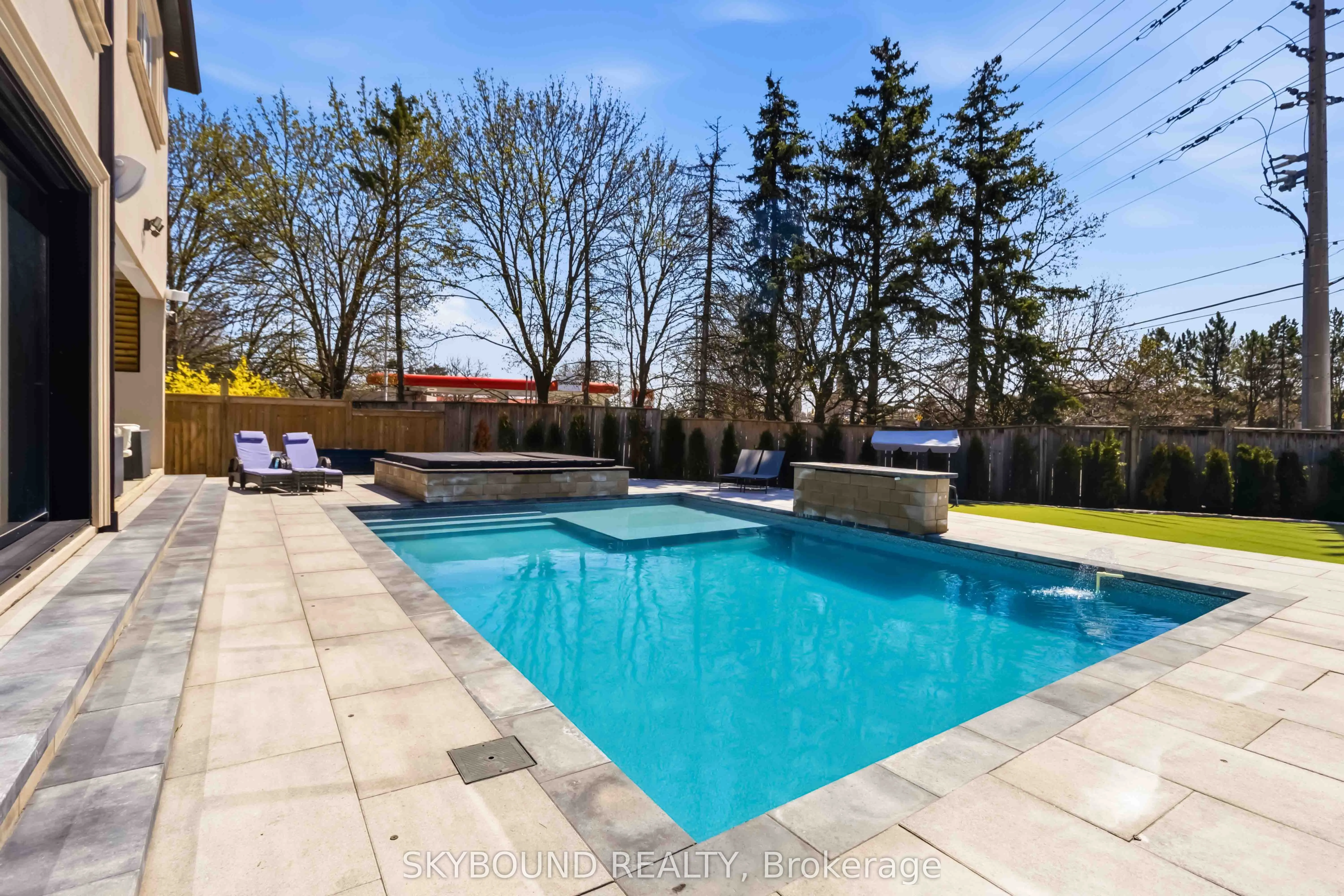 2711 Spruce Needle Court