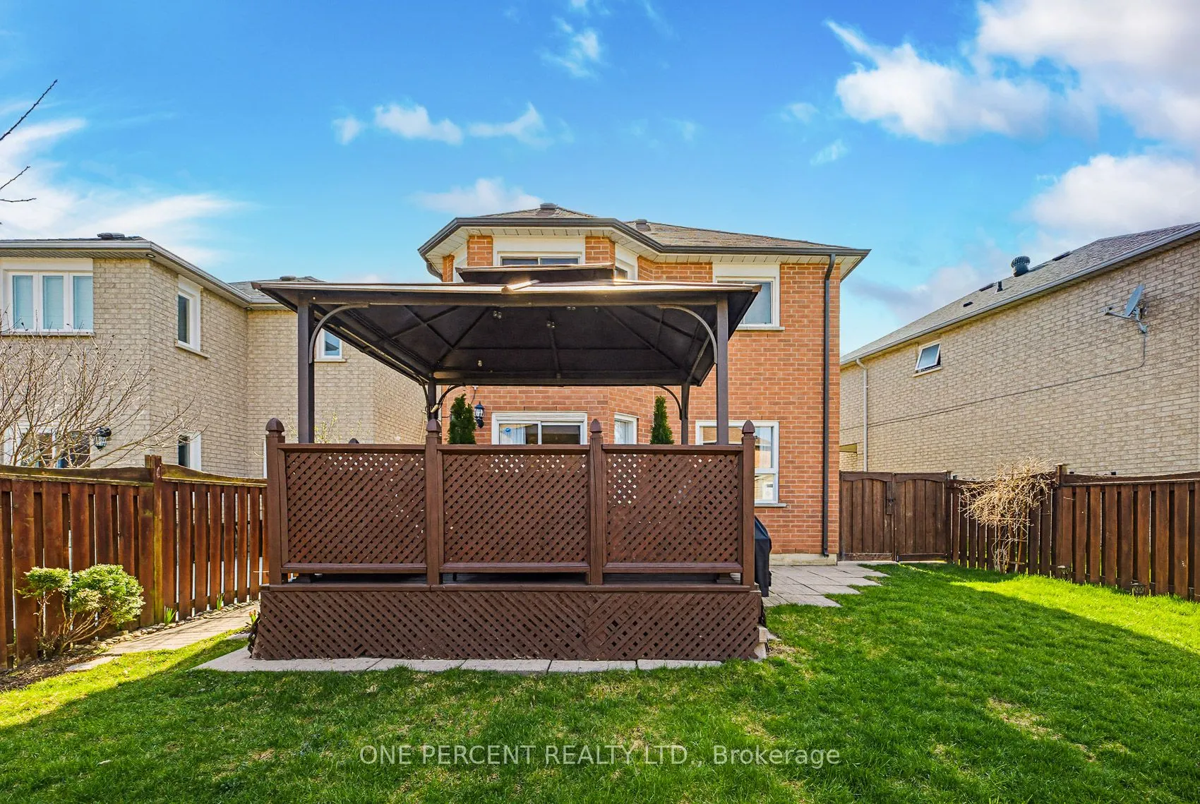 36 Coachwood Manor Court