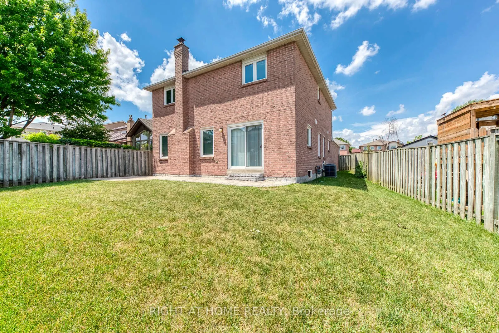17 Nickel Crescent