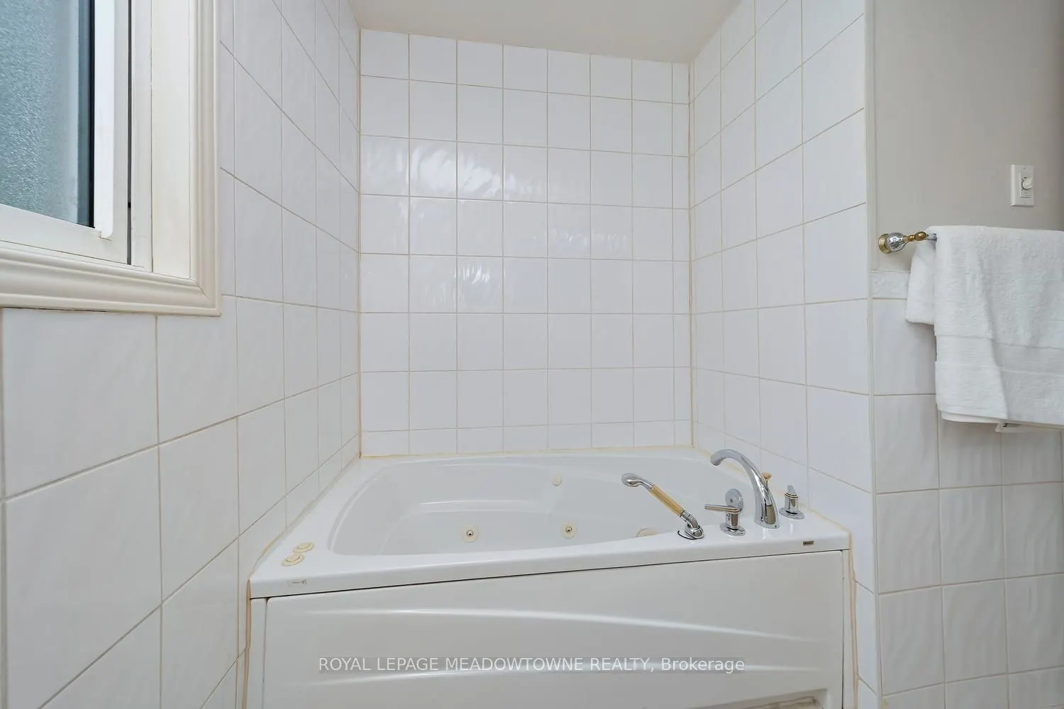 5 Lucinda Place