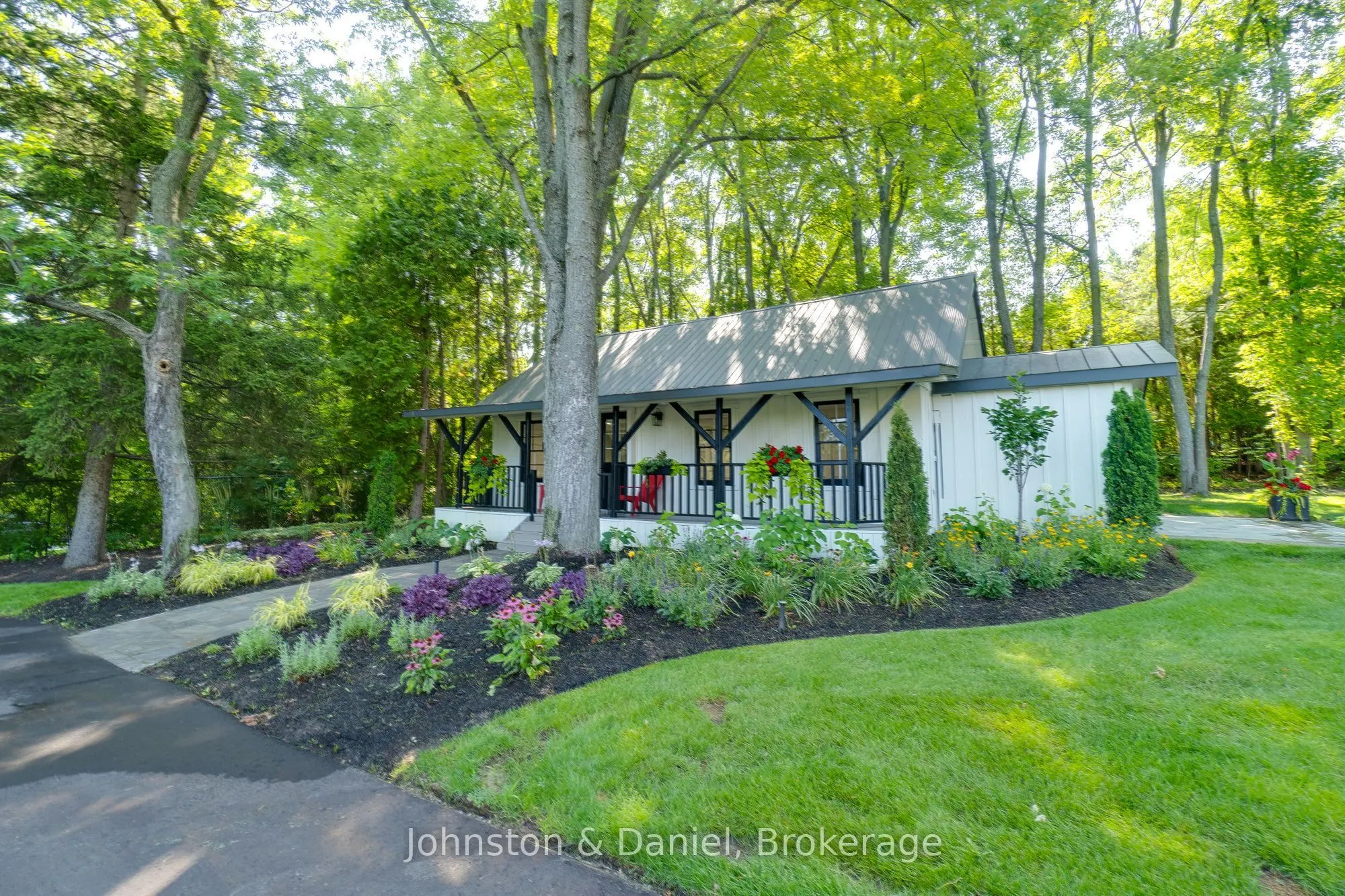 2340 Britannia Road
