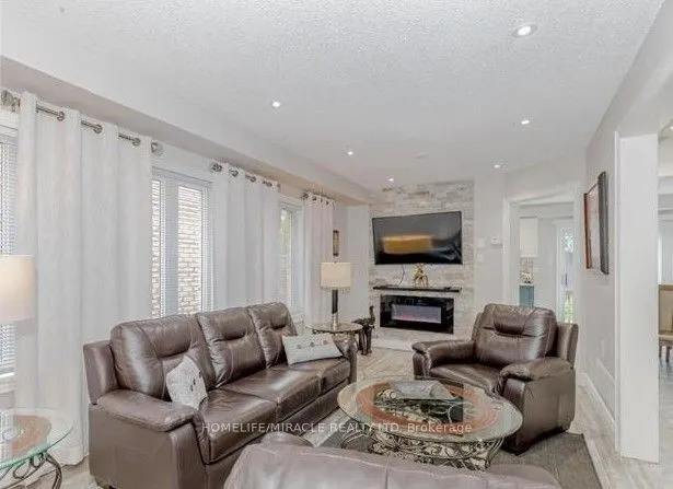 58 Summerdale Crescent