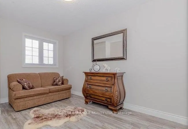 58 Summerdale Crescent