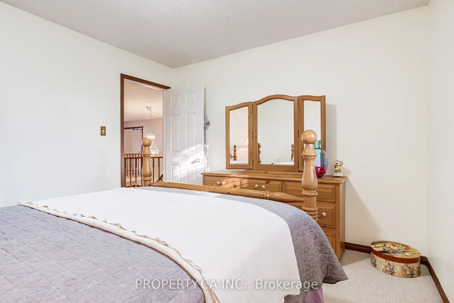 411 Freeman Crescent