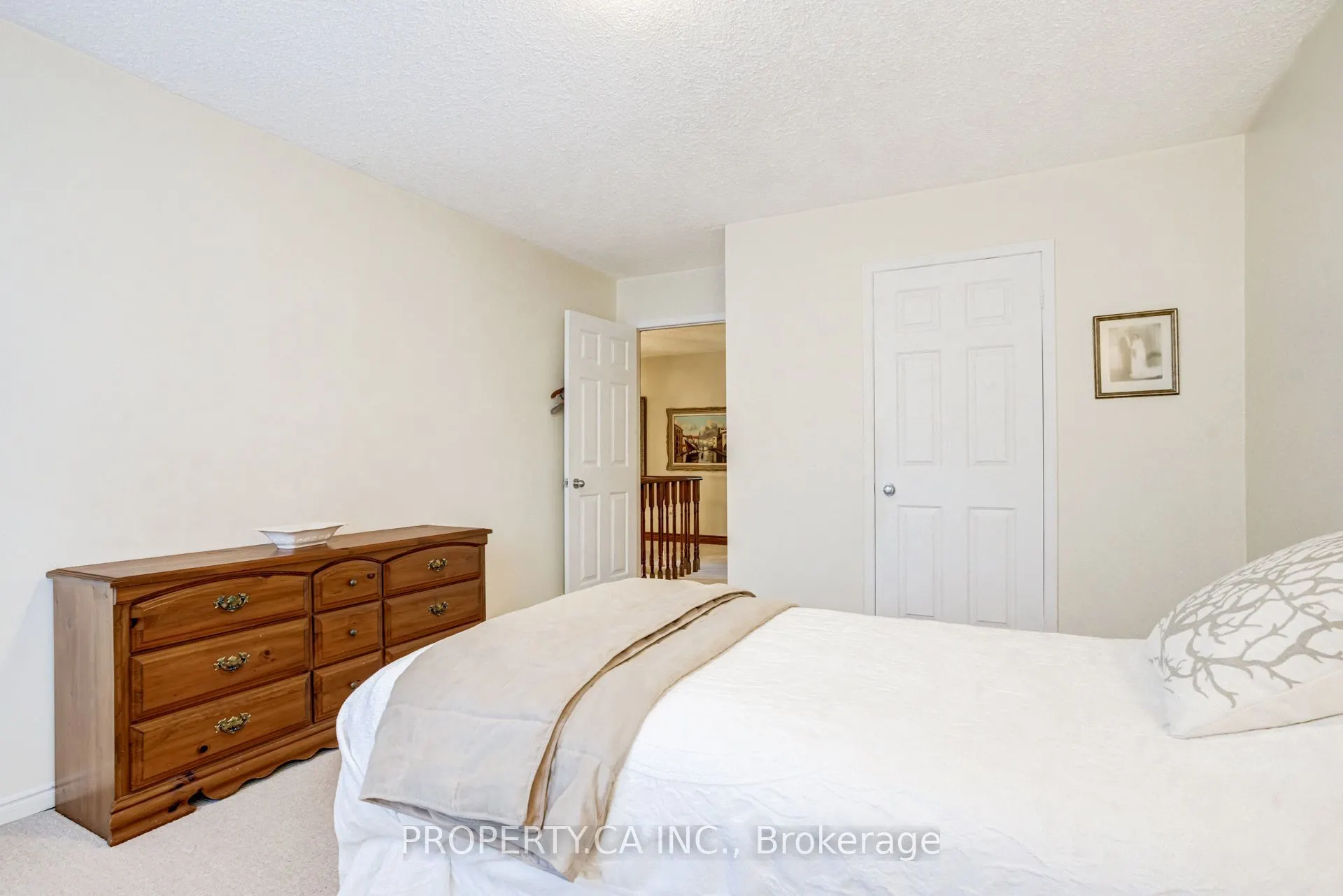411 Freeman Crescent