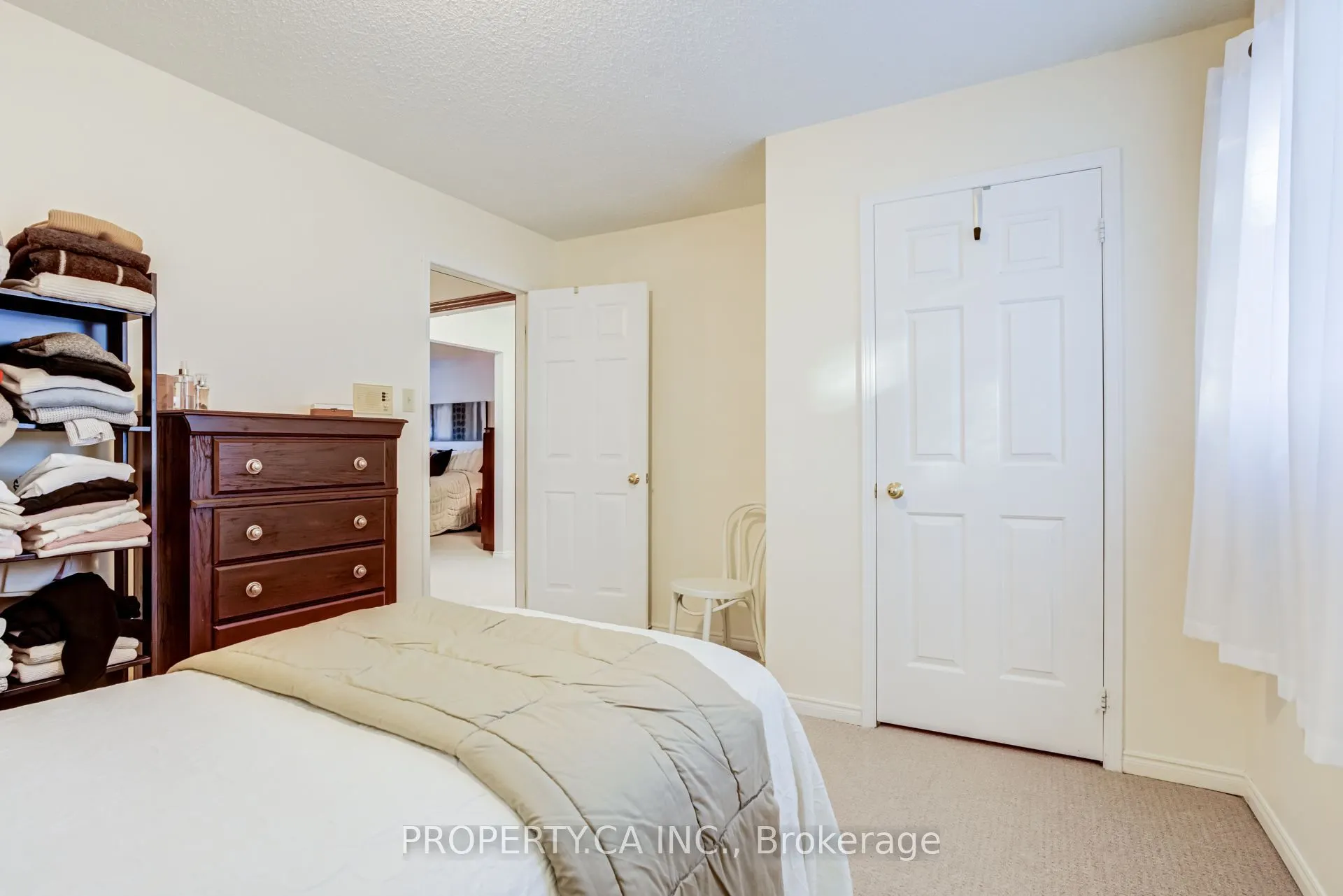 411 Freeman Crescent