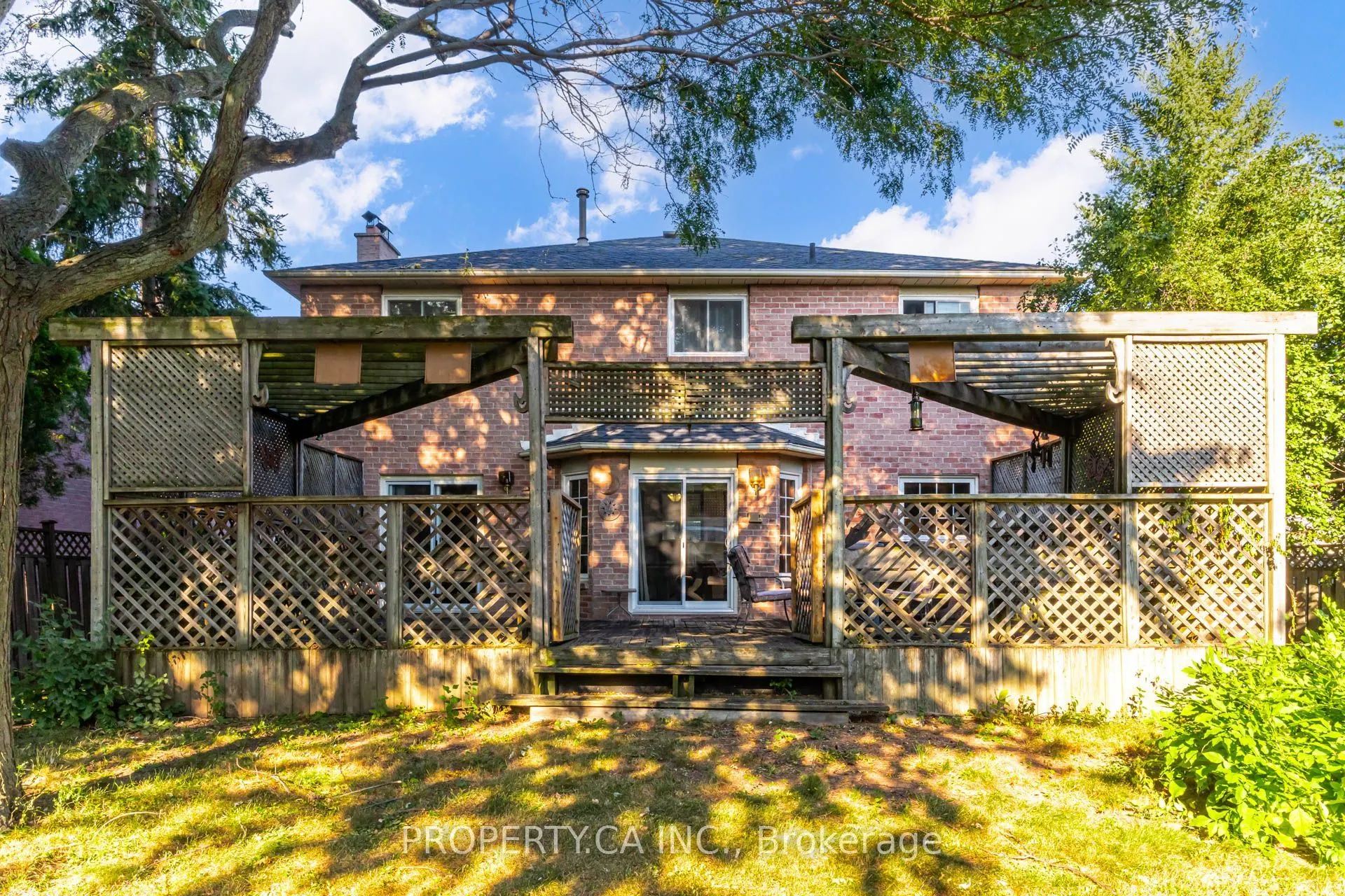 411 Freeman Crescent