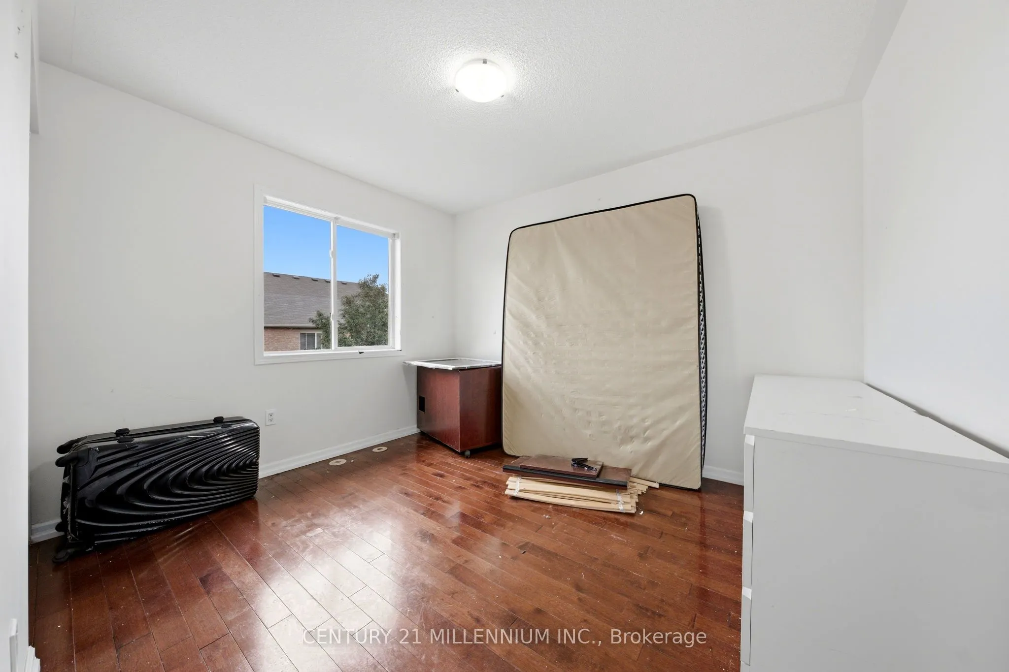 900 Hepburn Road