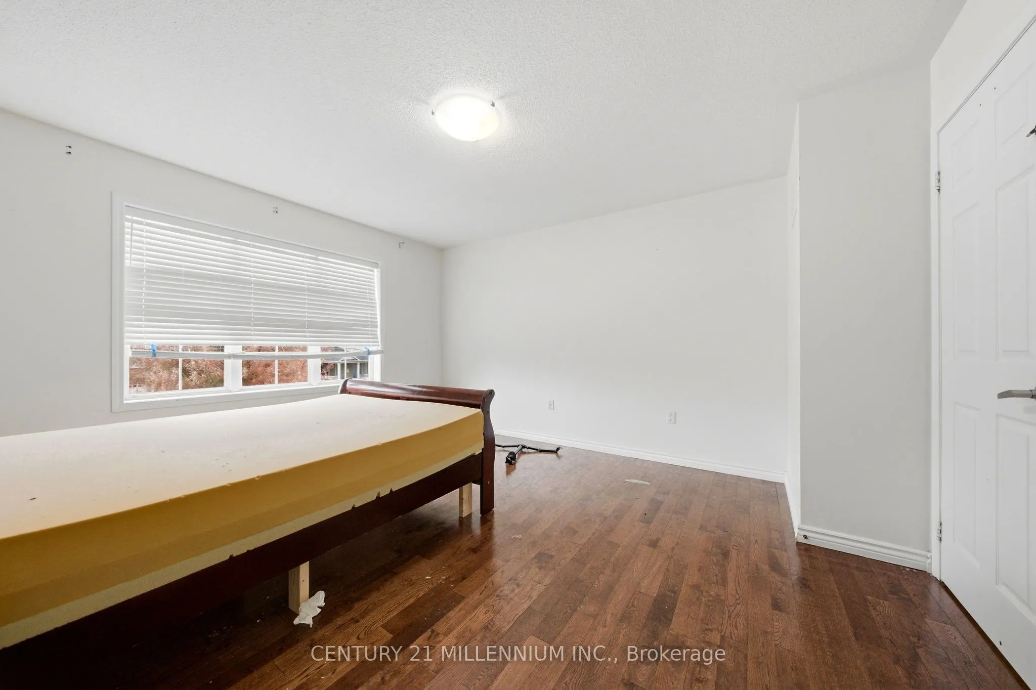 900 Hepburn Road