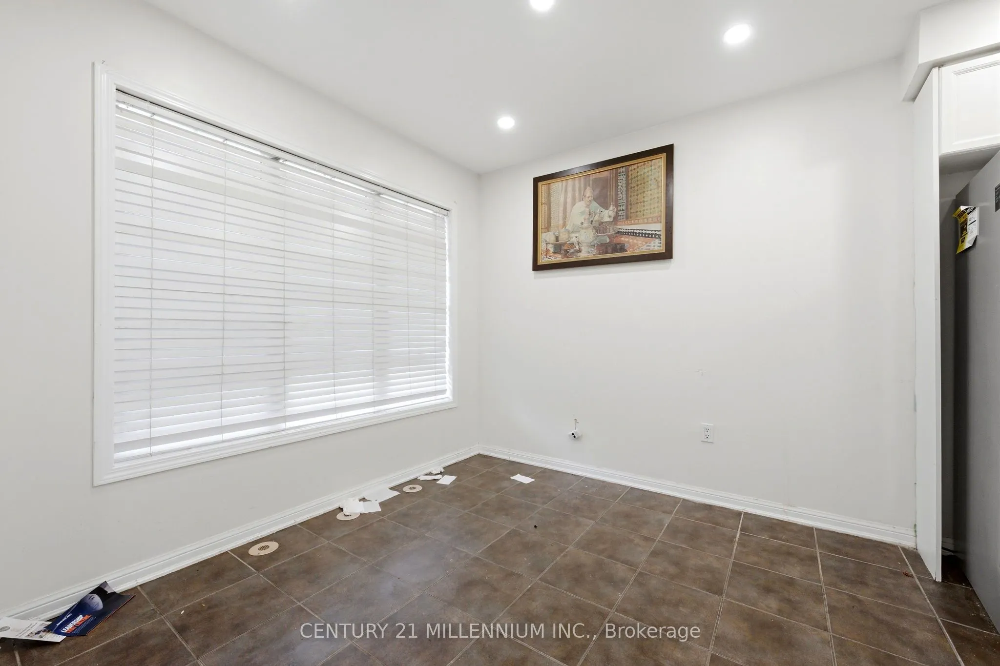 900 Hepburn Road