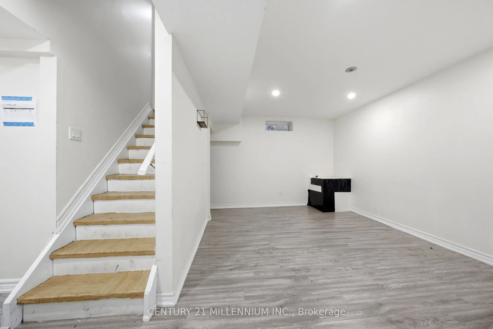 900 Hepburn Road