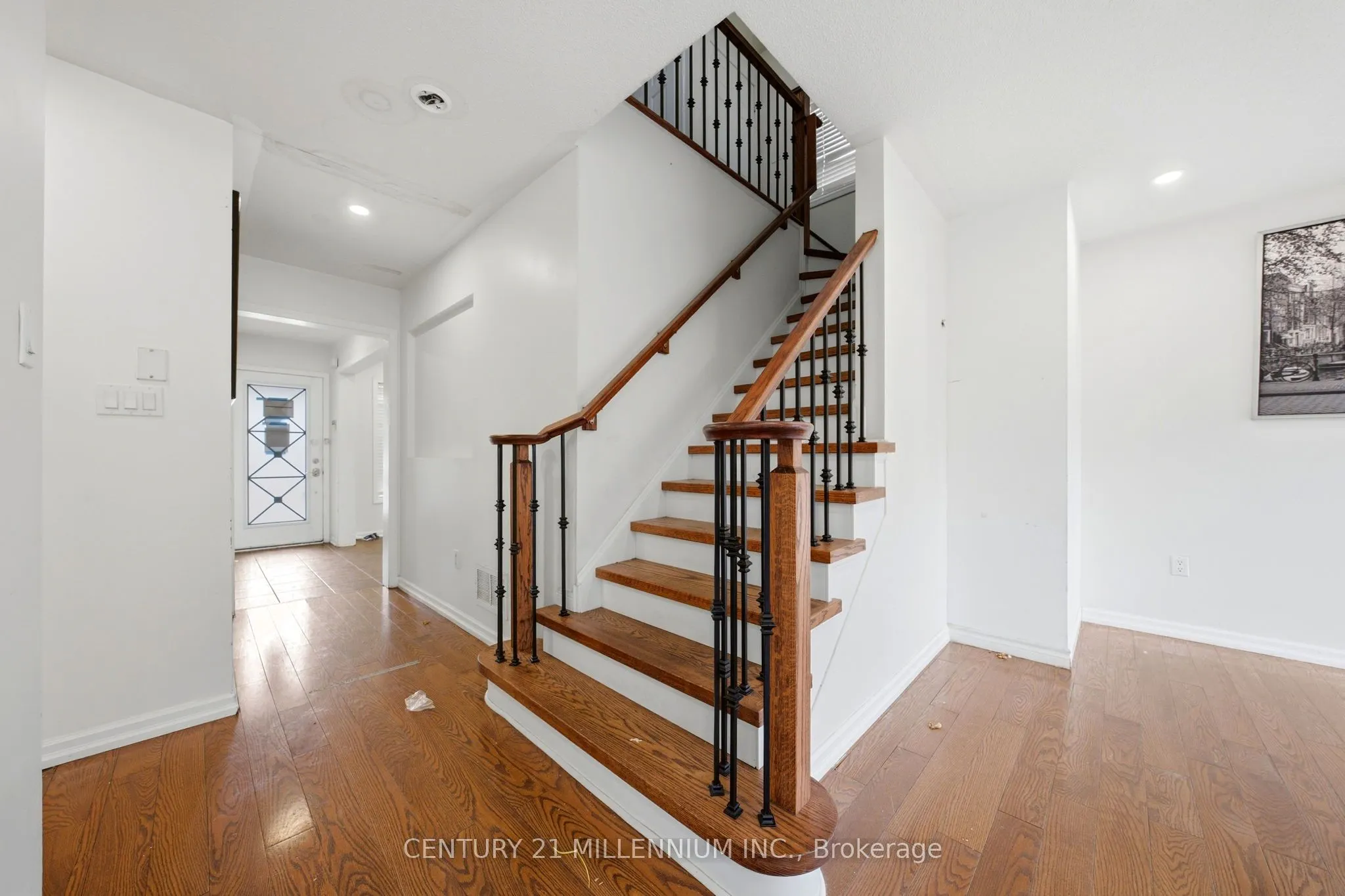 900 Hepburn Road
