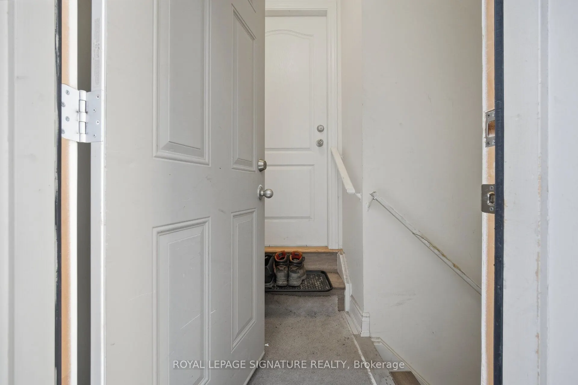 88 Yardley Crescent #2